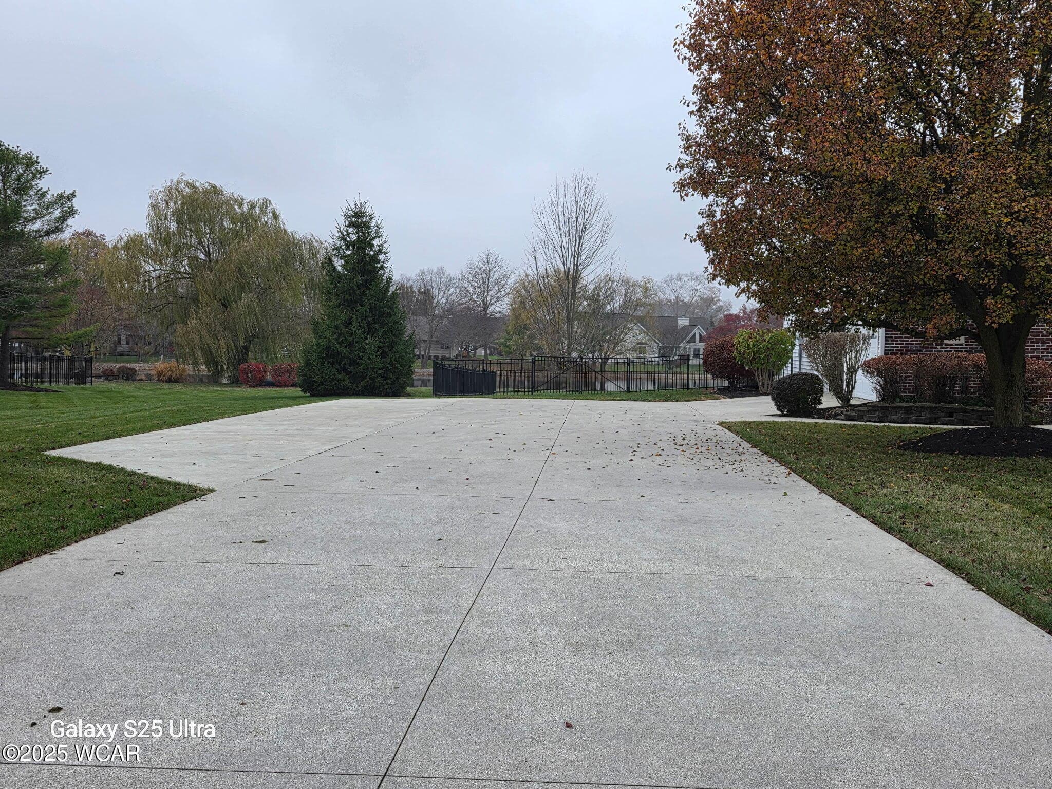 3744 Linfield photo 2