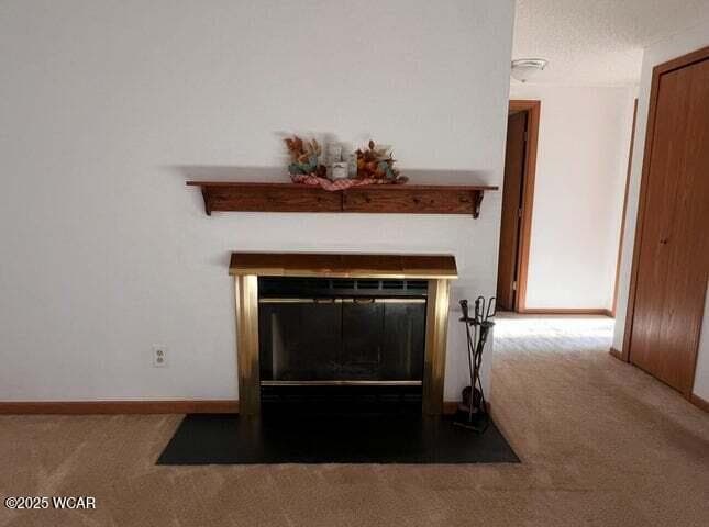 224 Oakcrest photo 4