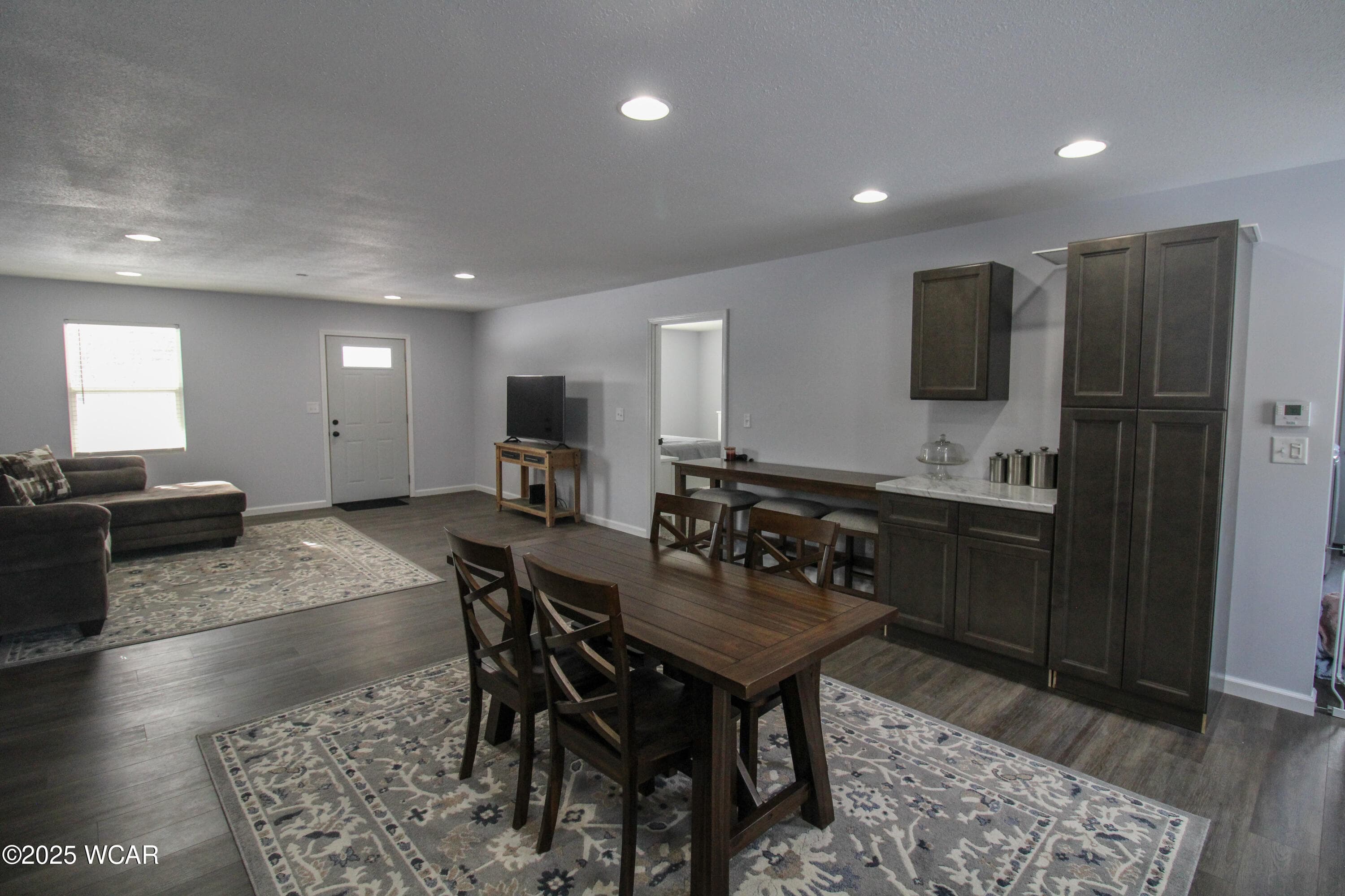 1004 Sherman photo 4