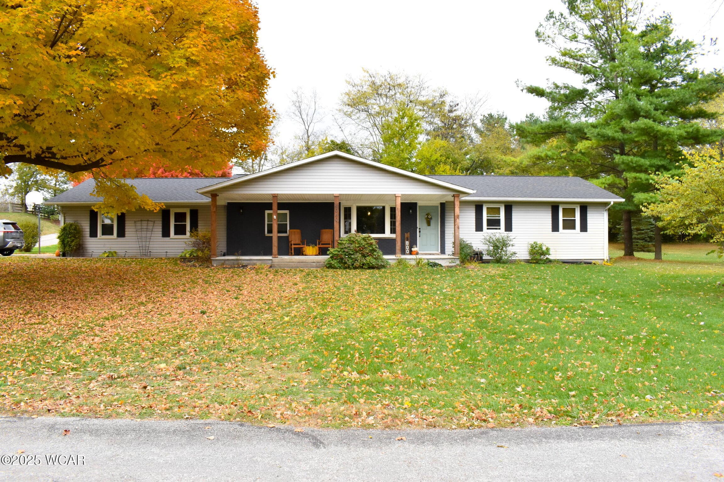 1060 Heidi Rd