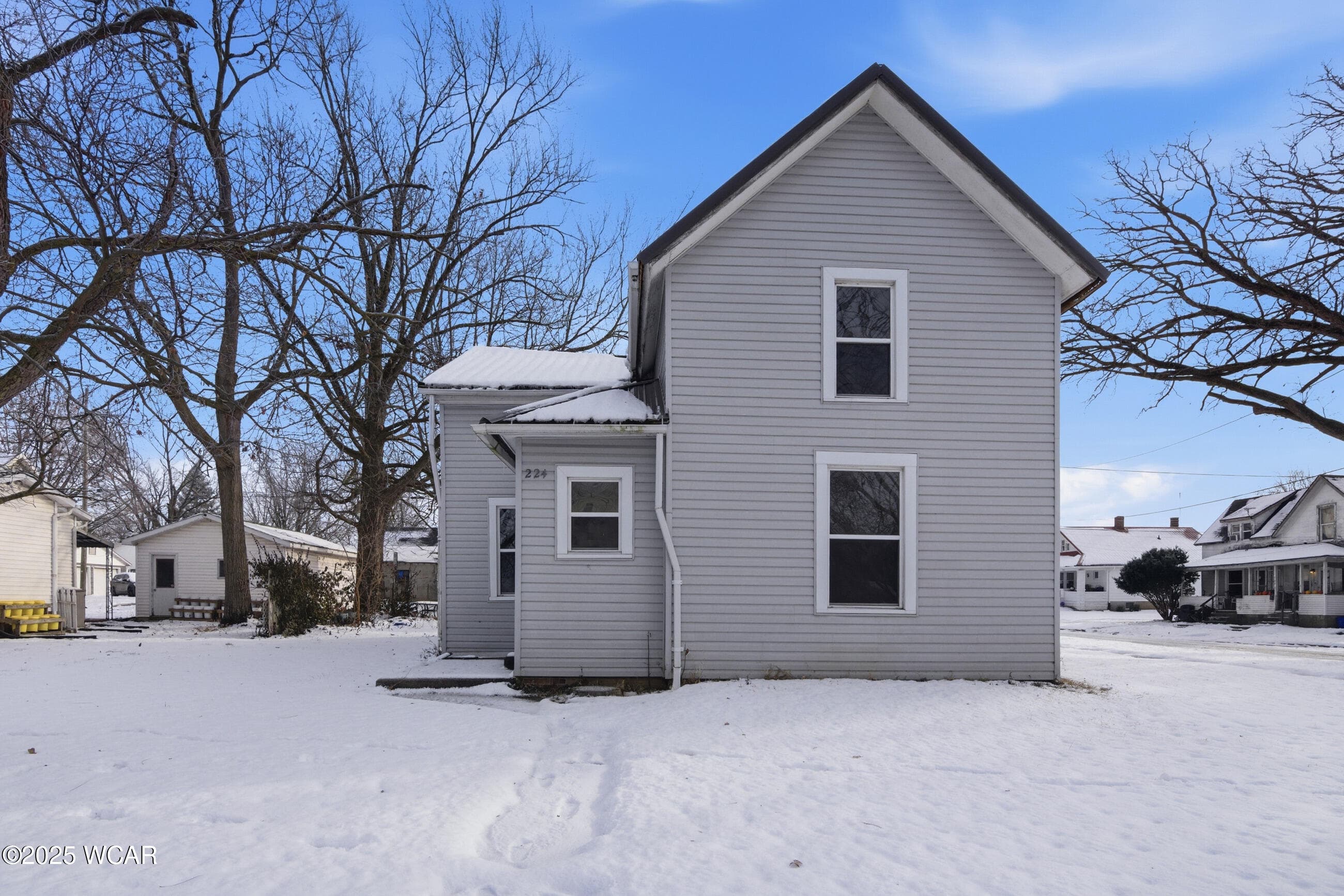 224 Franklin photo 2