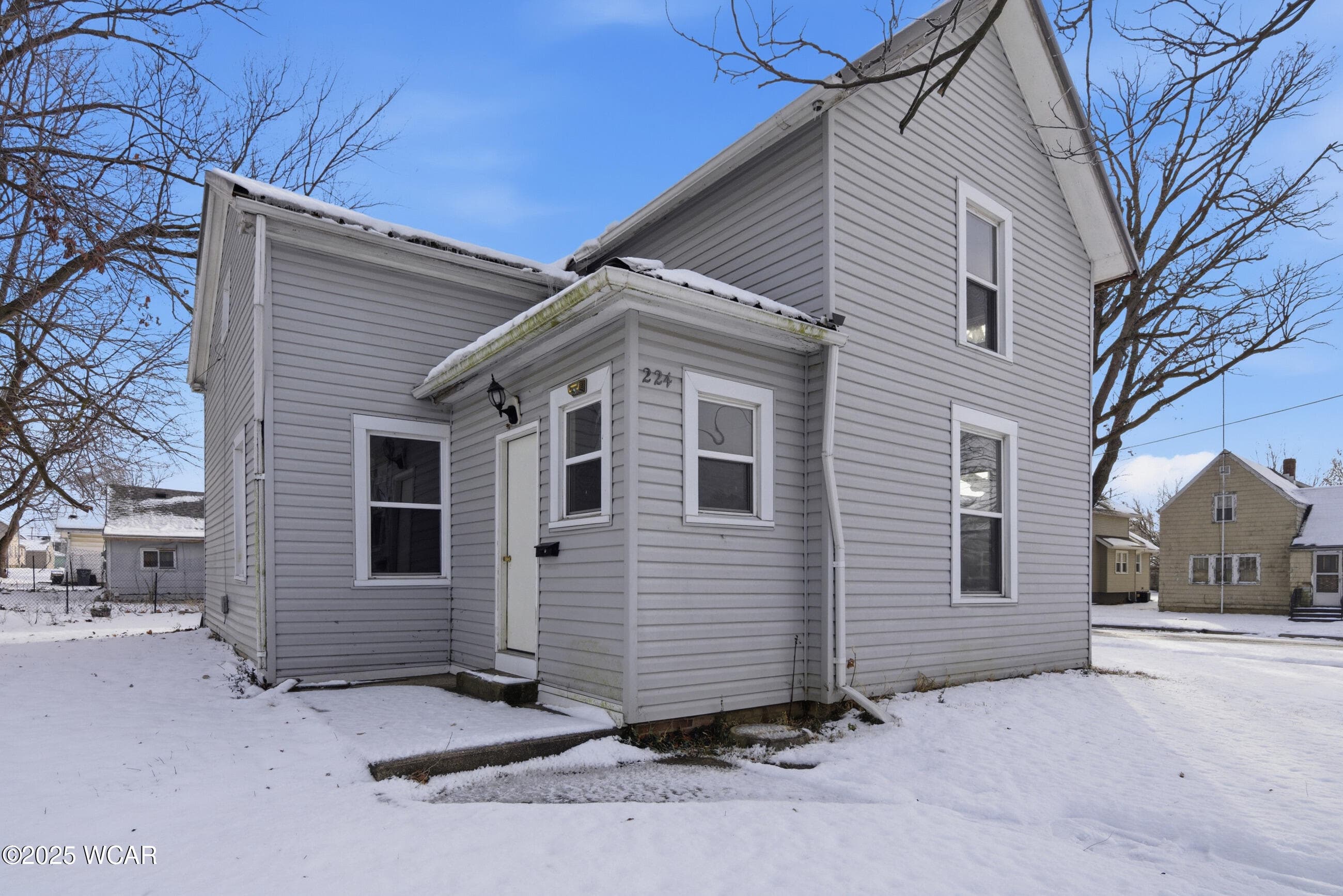 224 Franklin photo 3