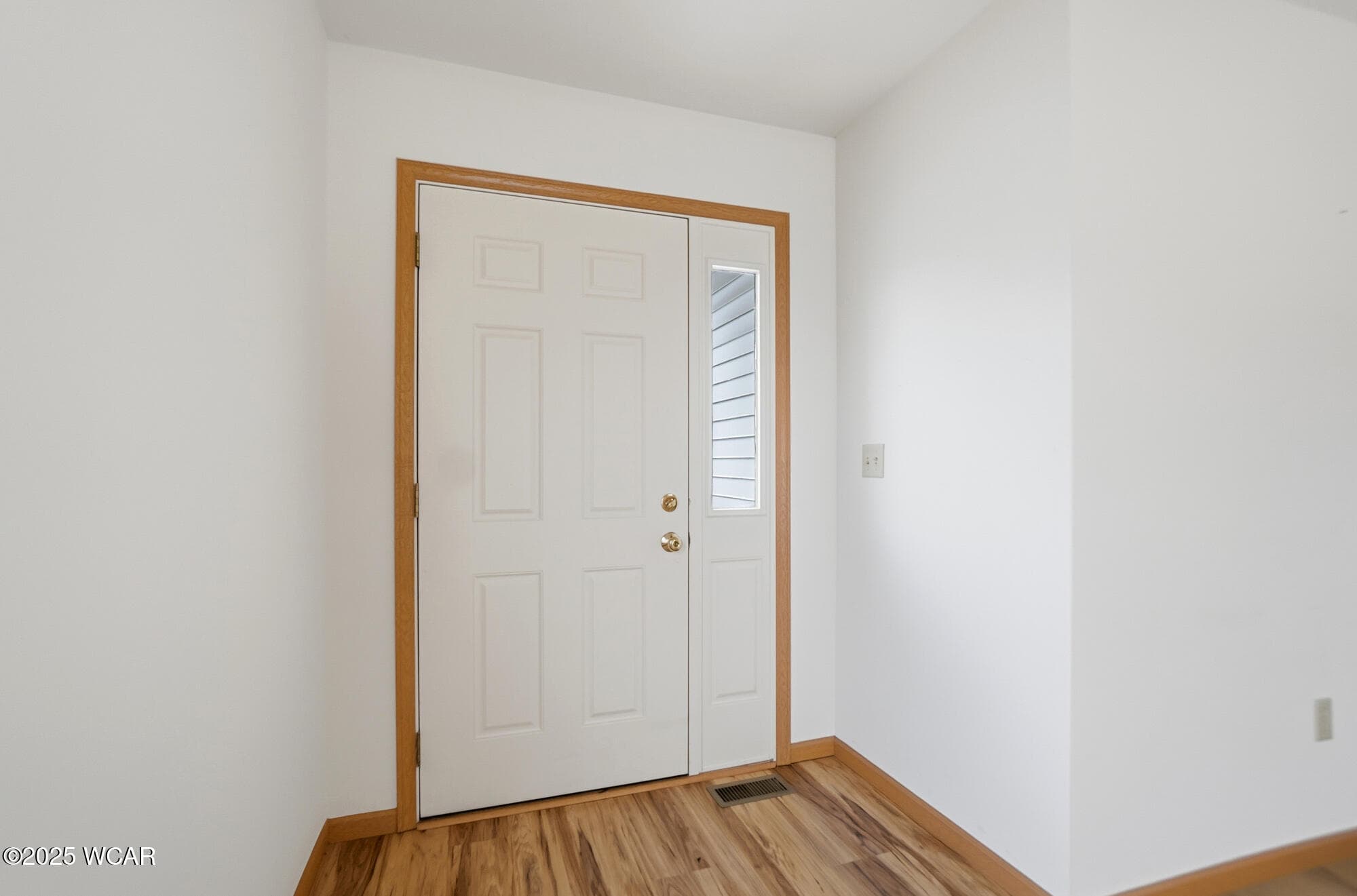 123 Eagles Point photo 5