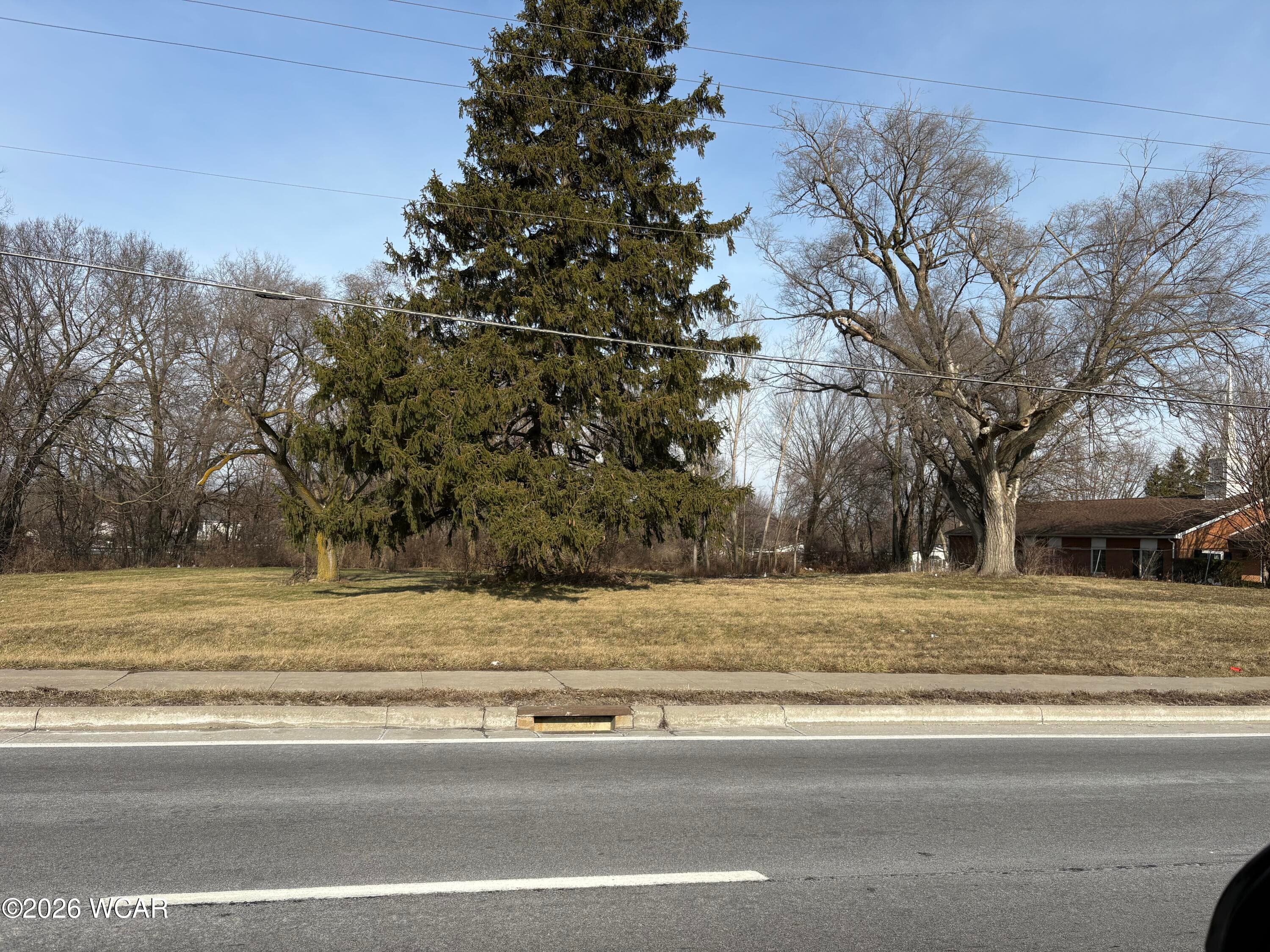 2525 Harding photo 2