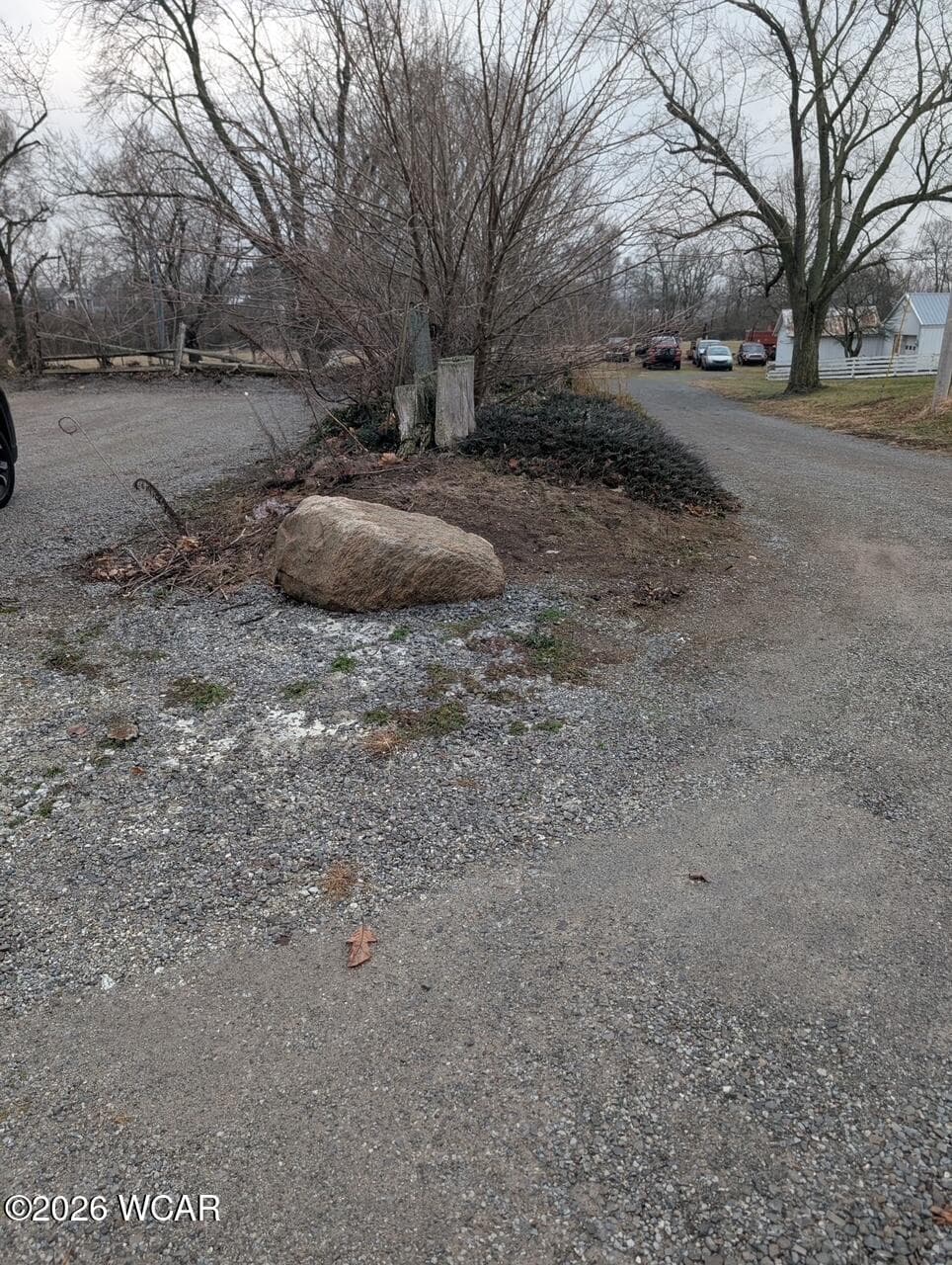 304 Delphos photo 2
