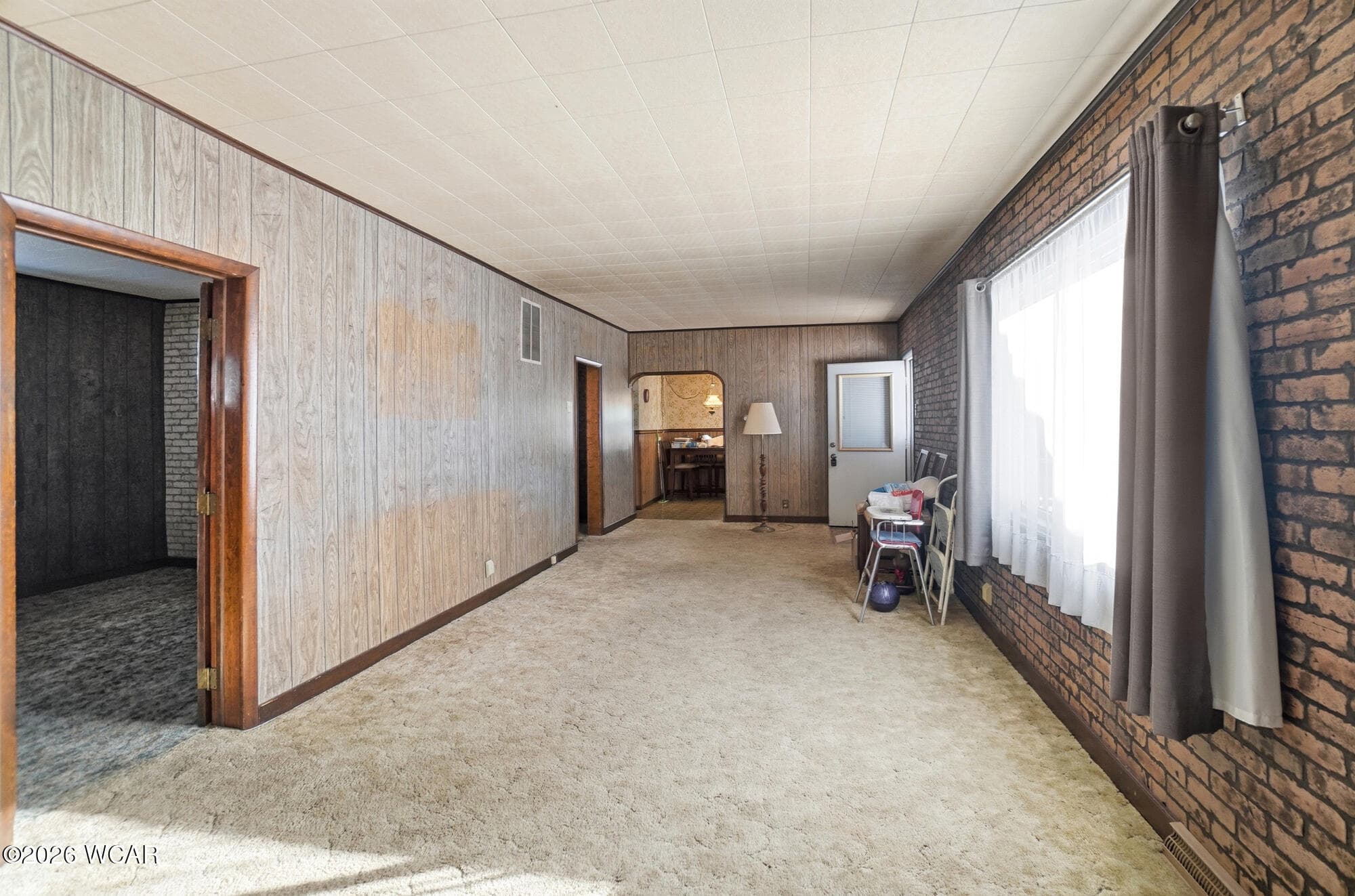 606 Highland photo 5