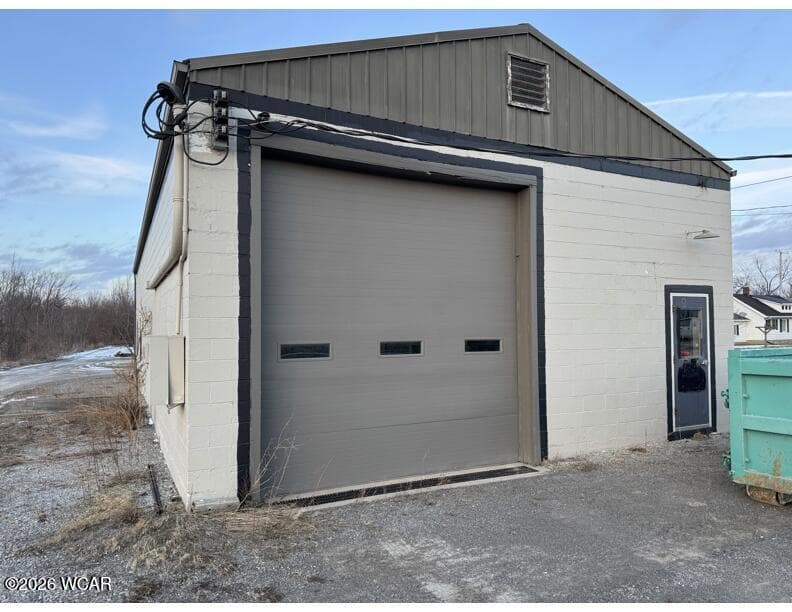 105 East Williamstown