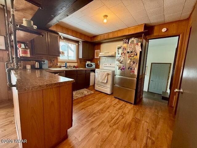 112 East St photo 3