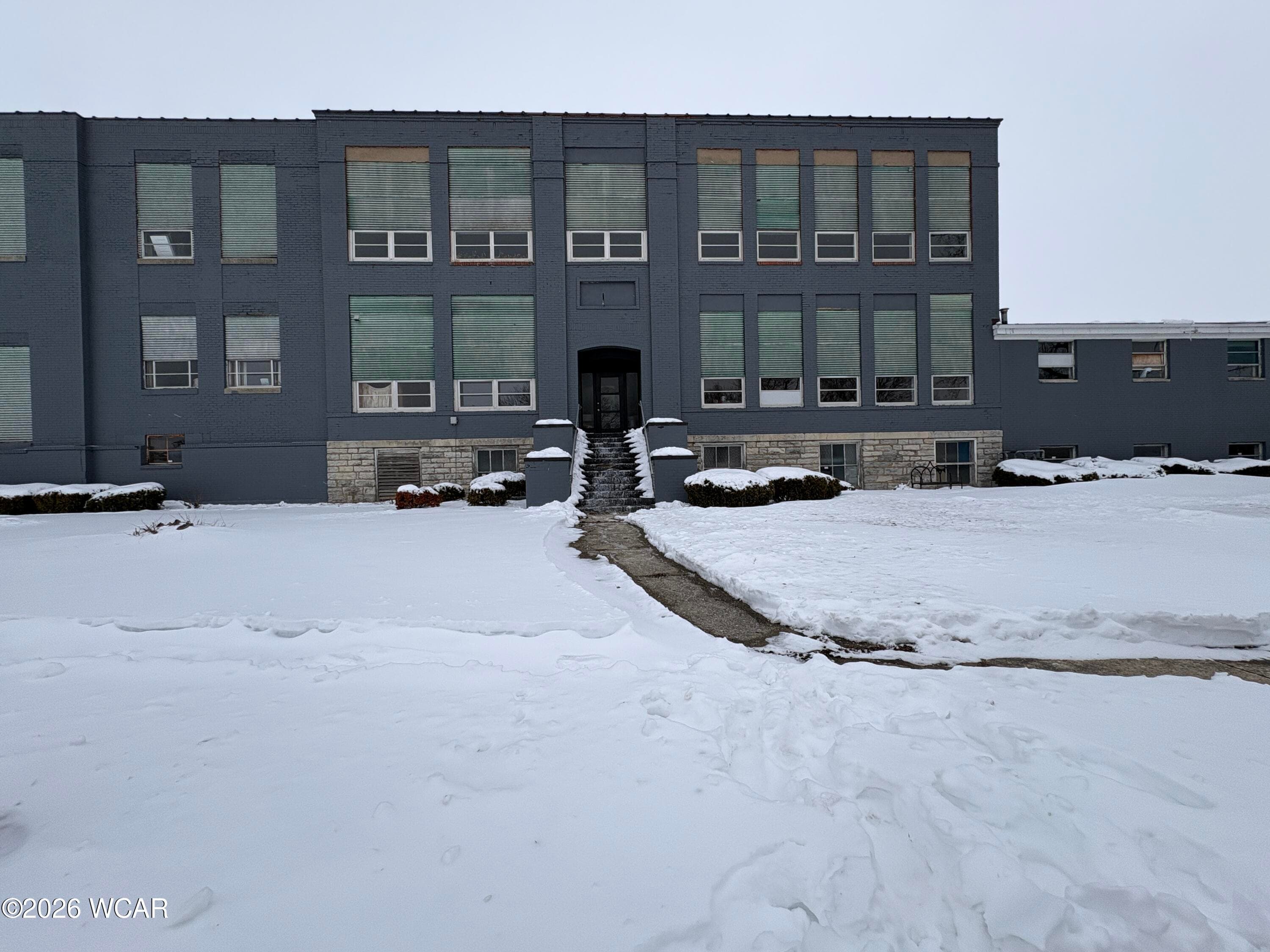 202 South photo 2