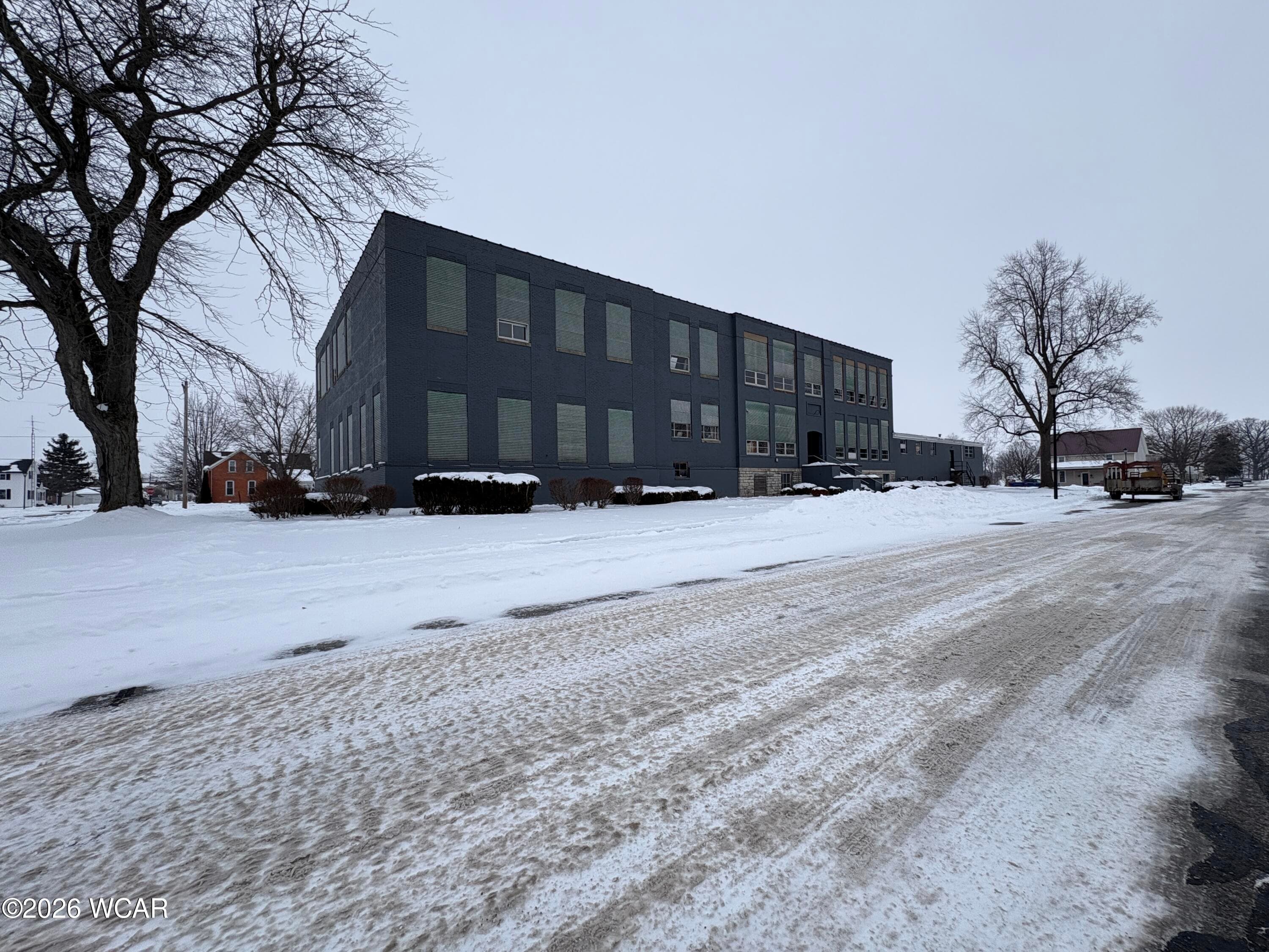 202 South photo 4