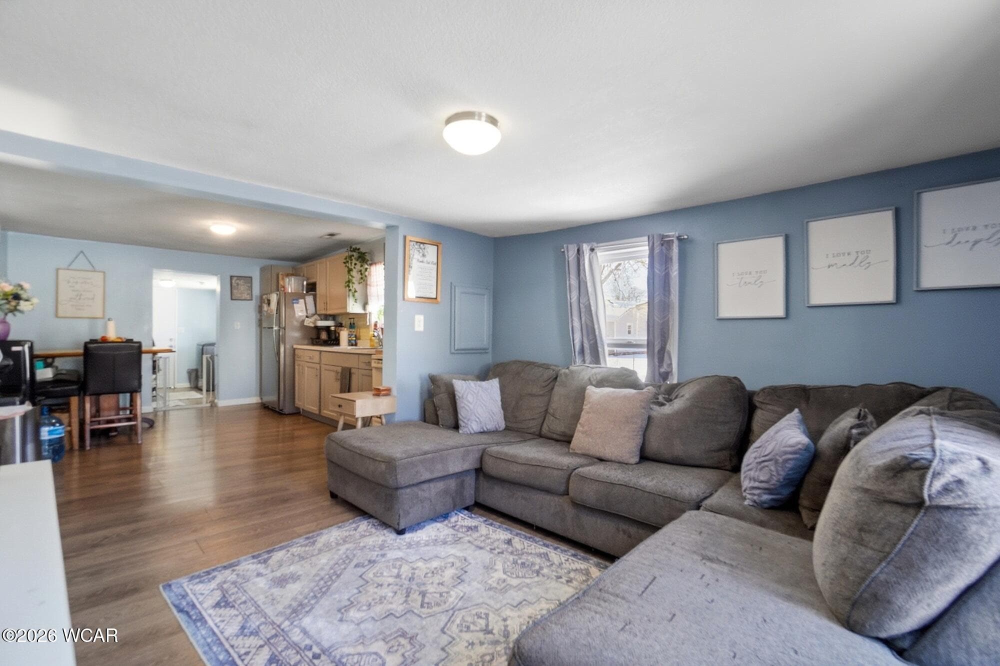 1027 Sherman photo 2