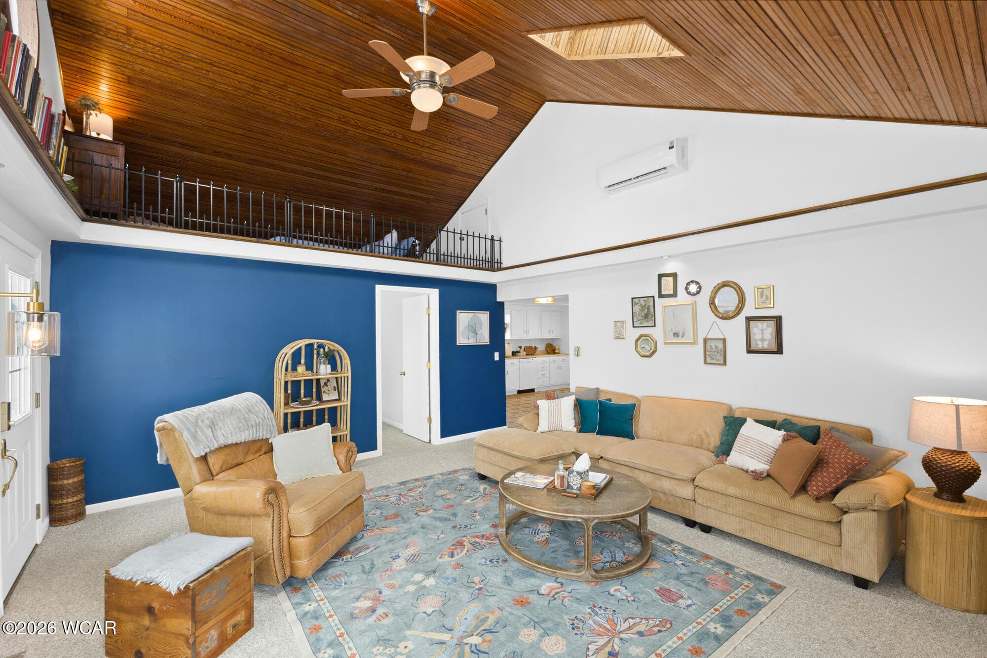 14221 Lakewood photo 5