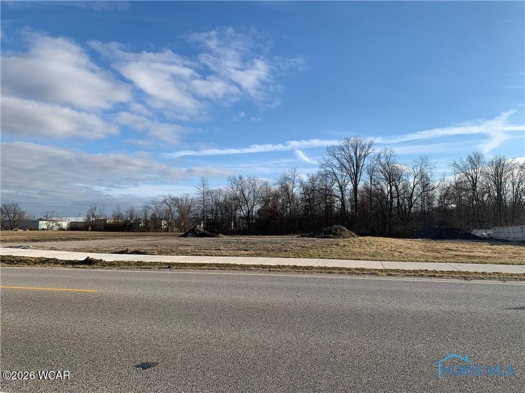 575 Cleveland photo 2