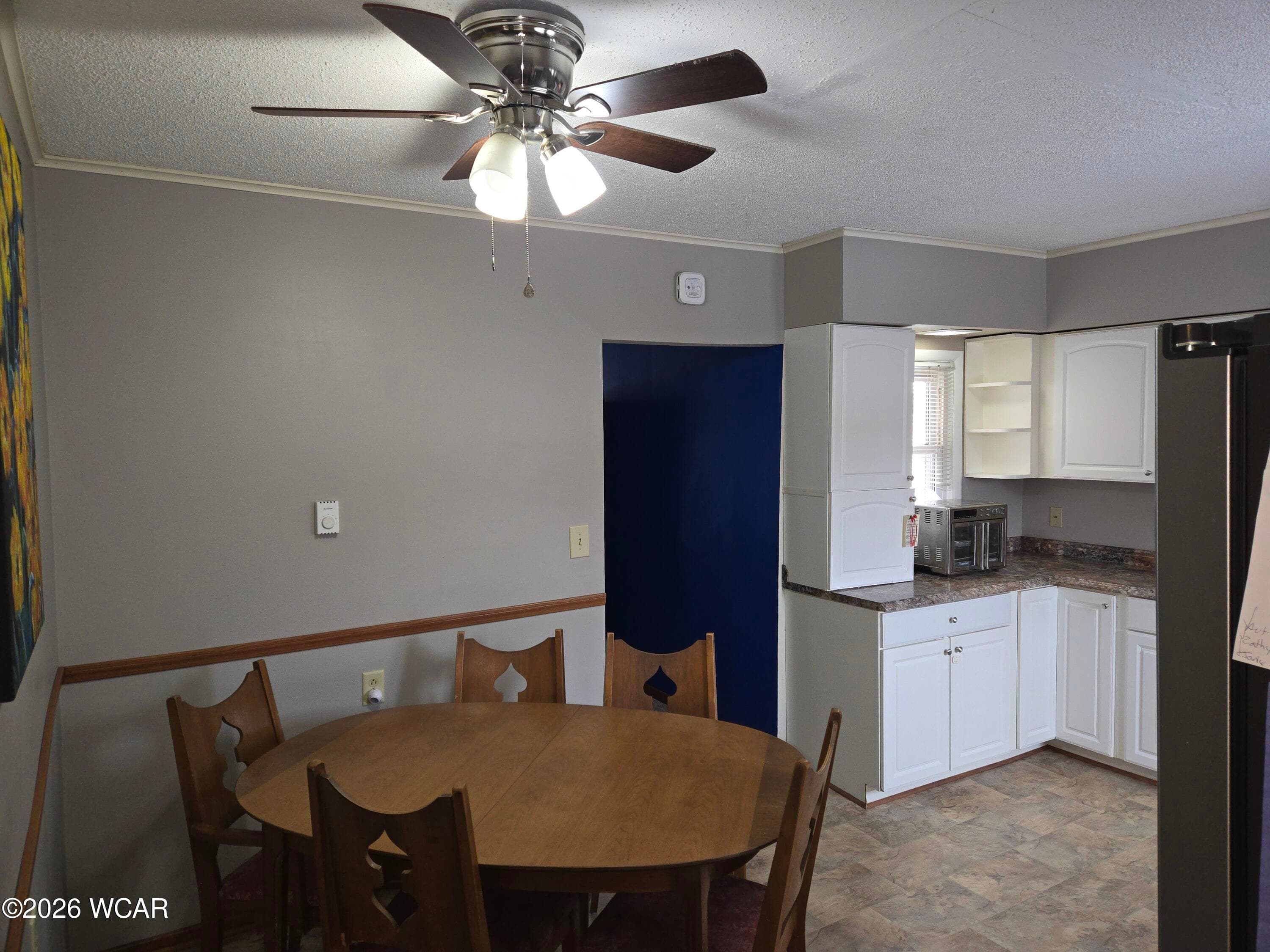 411 E Eliza St photo 3