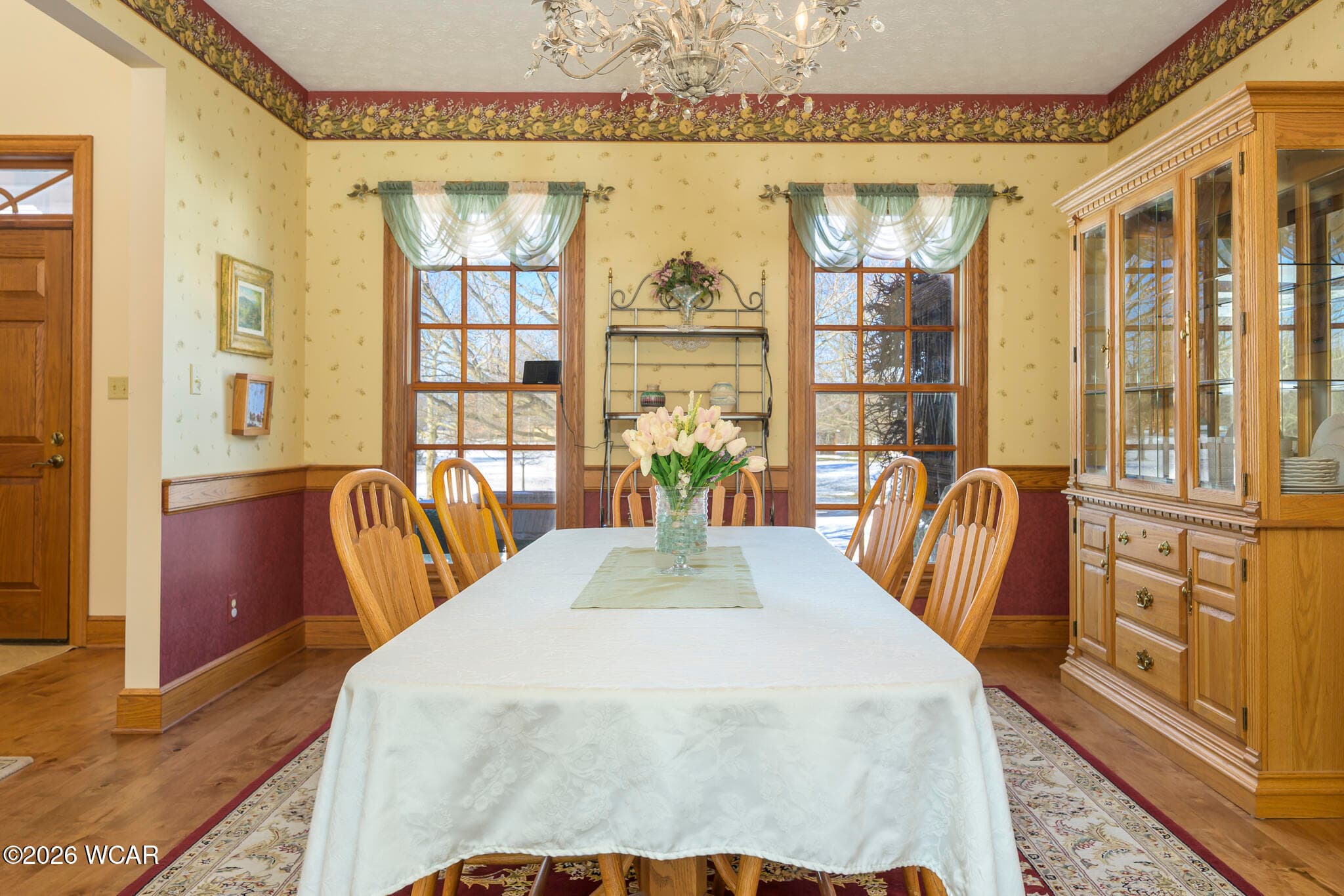 736 Arlington photo 4