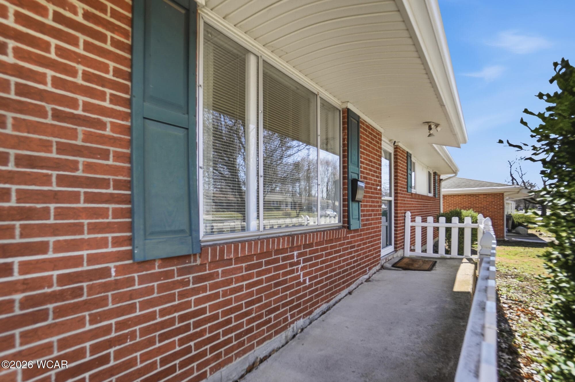 926 Crestwood photo 5