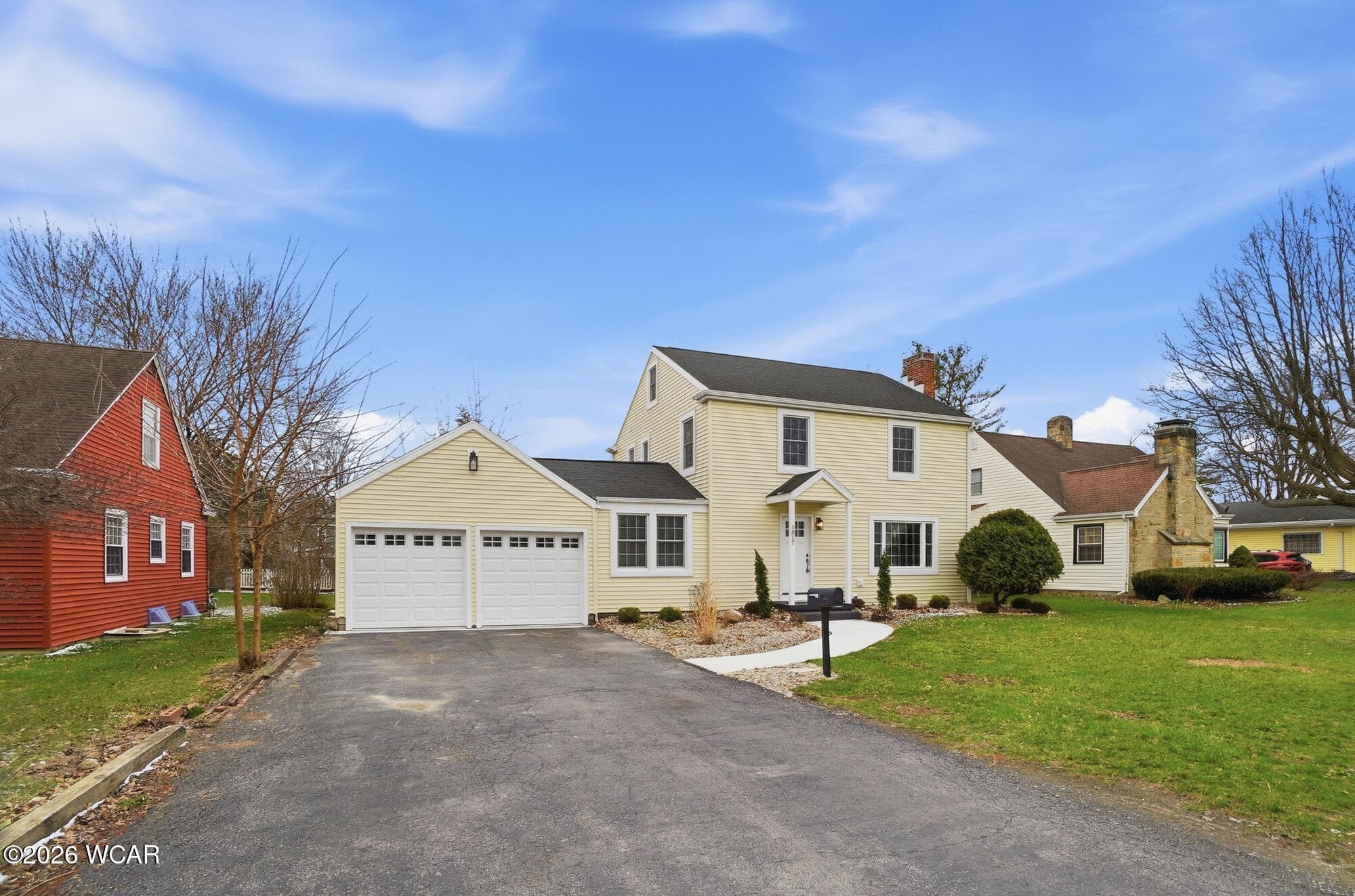 1817 Hillcrest photo 3