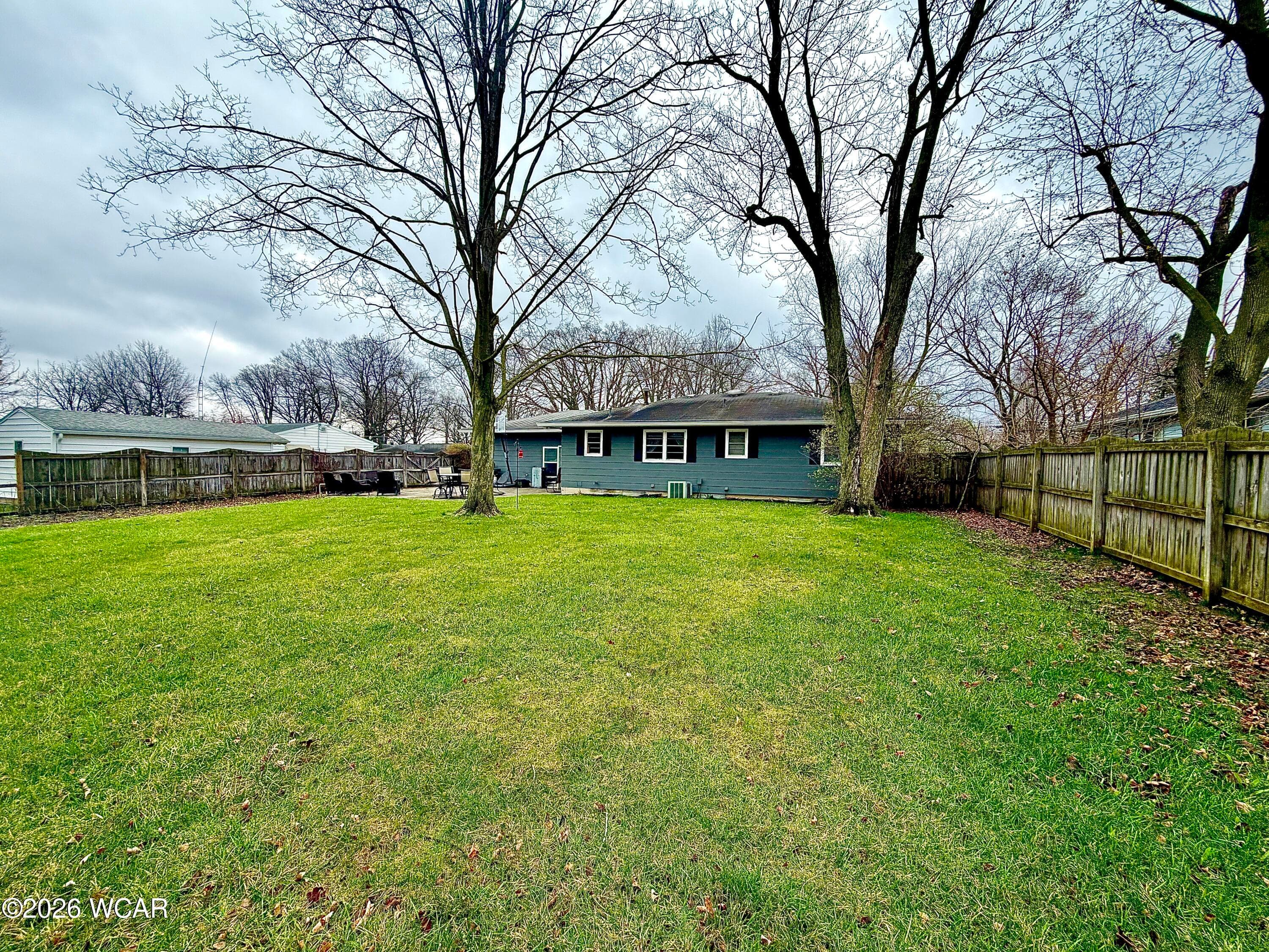 1809 Metcalf photo 2