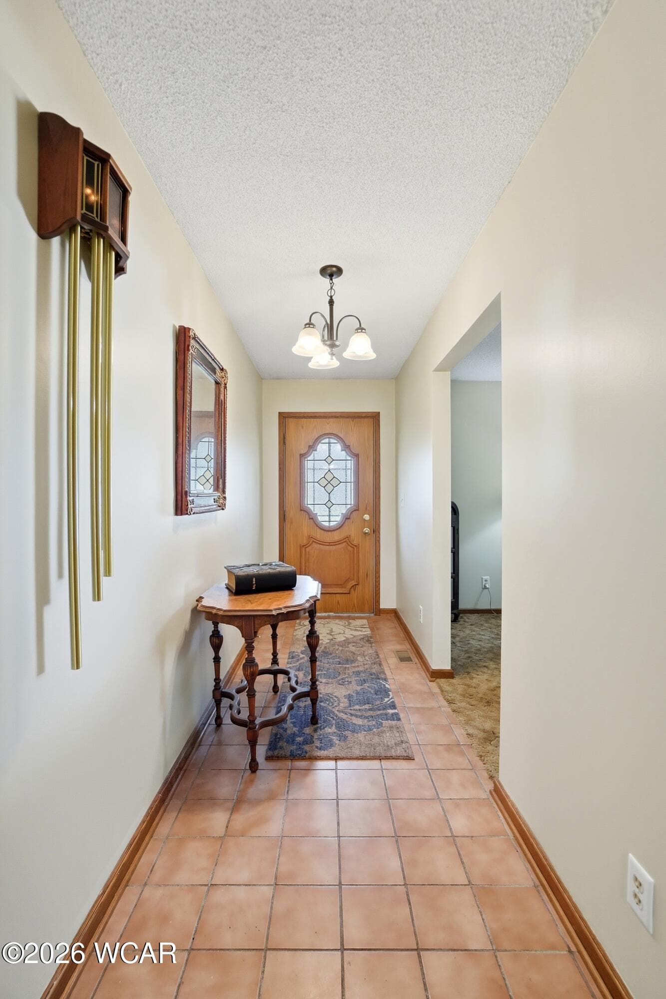 2598 Kimberly photo 5