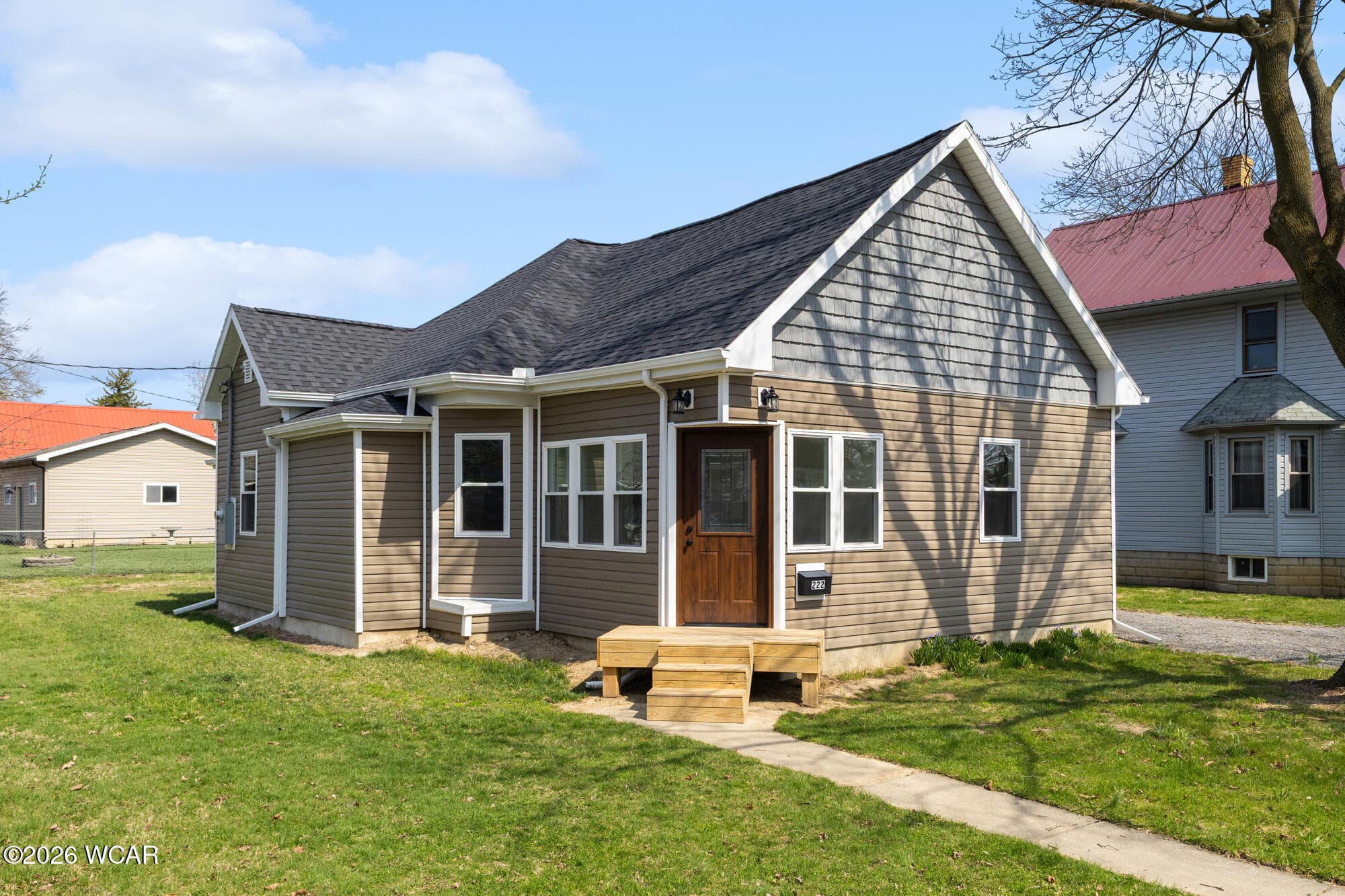 222 Montford
