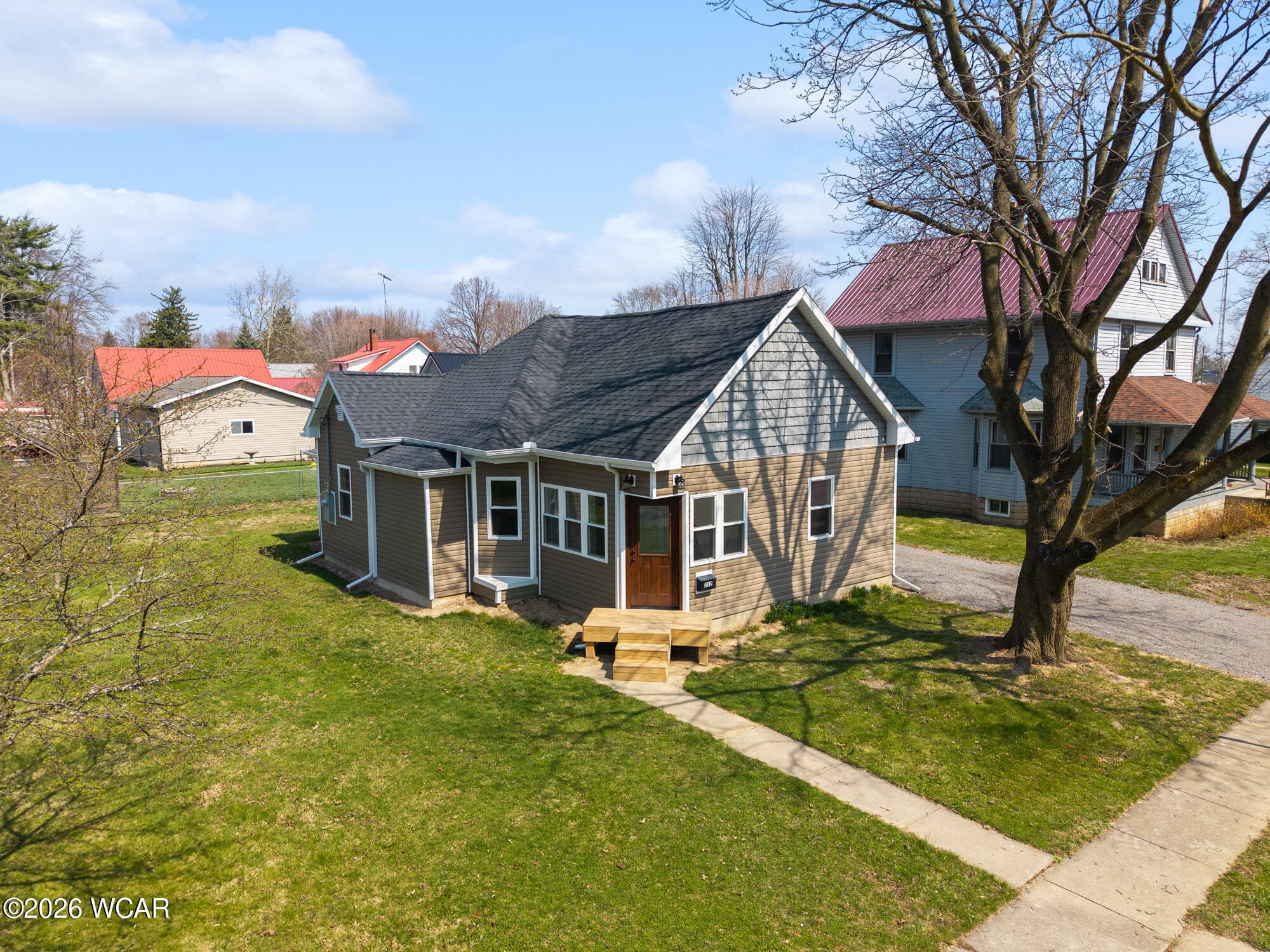 222 Montford photo 3