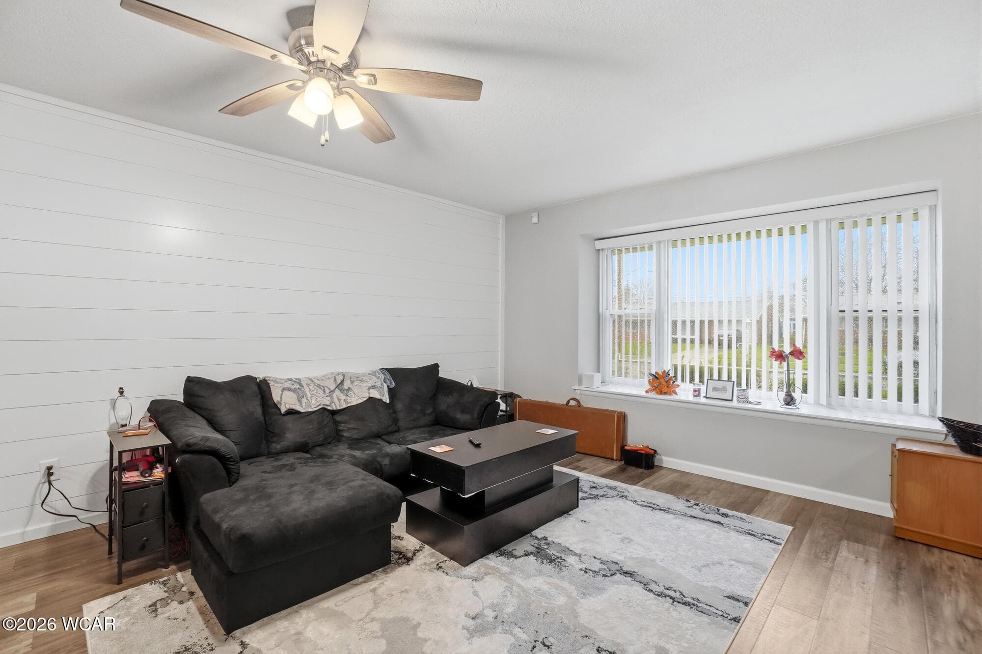 613 Meadowbrook photo 3