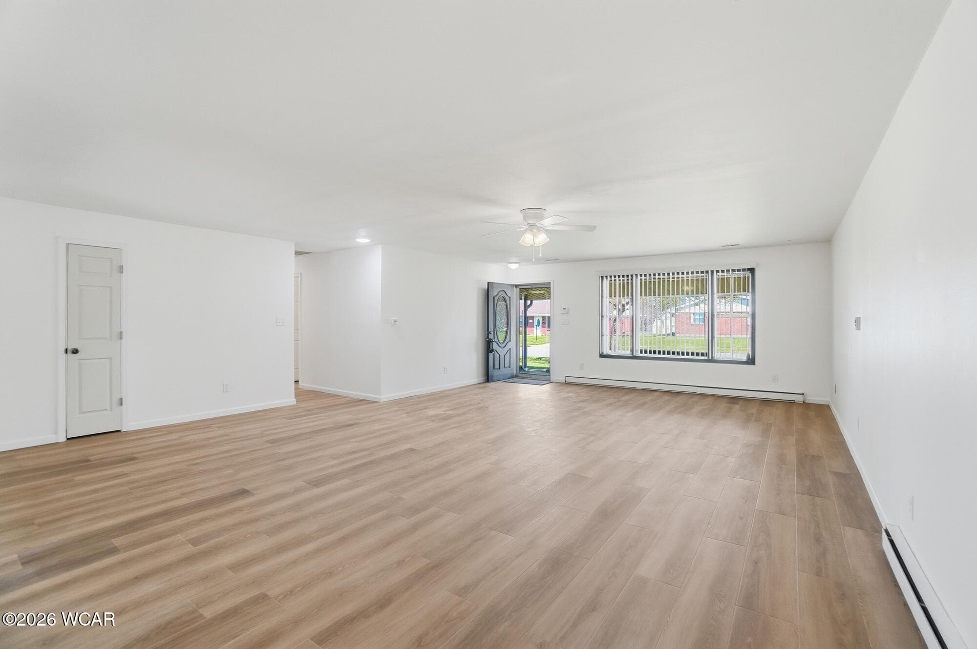 2425 Windsor photo 5