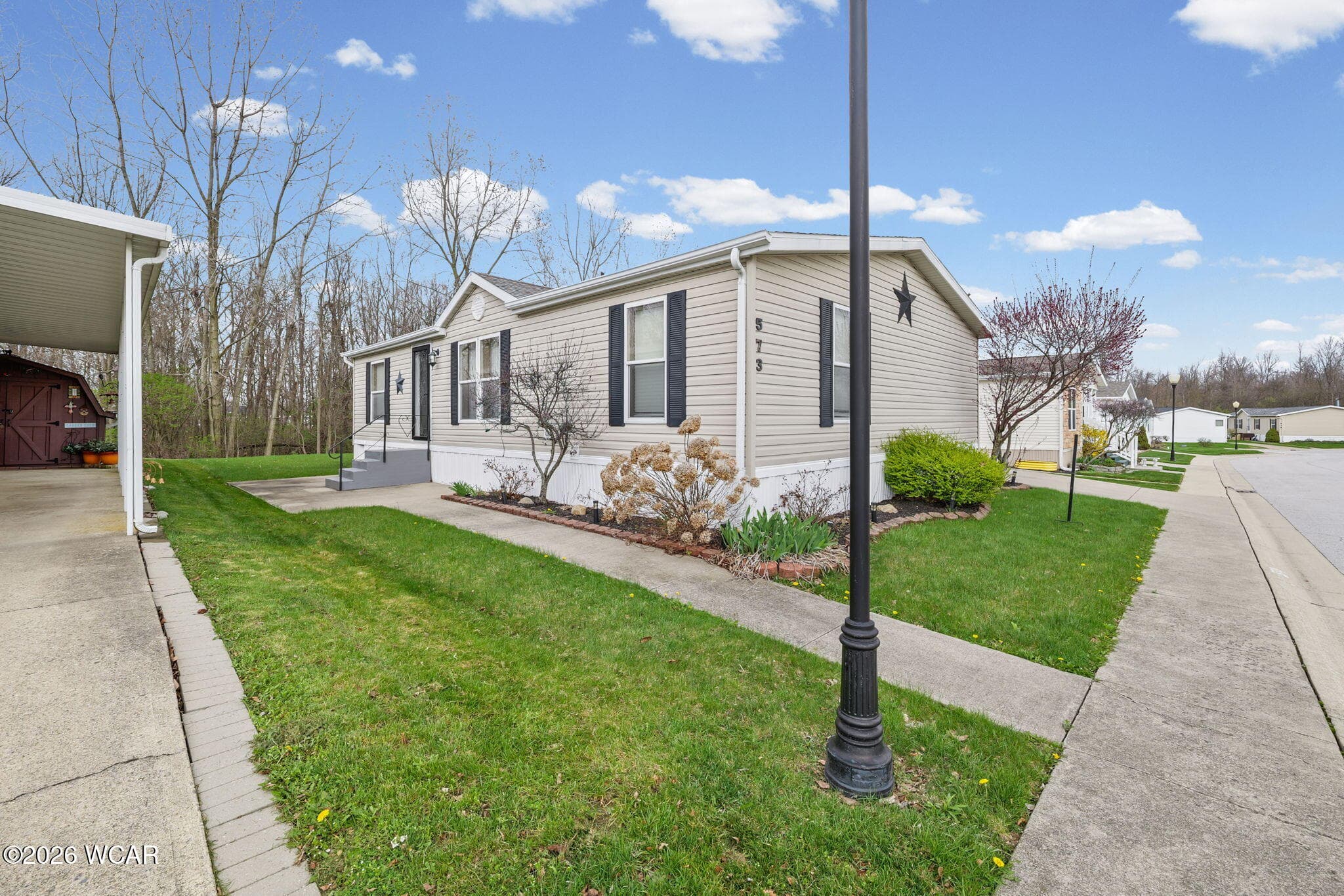 573 Waterview photo 2