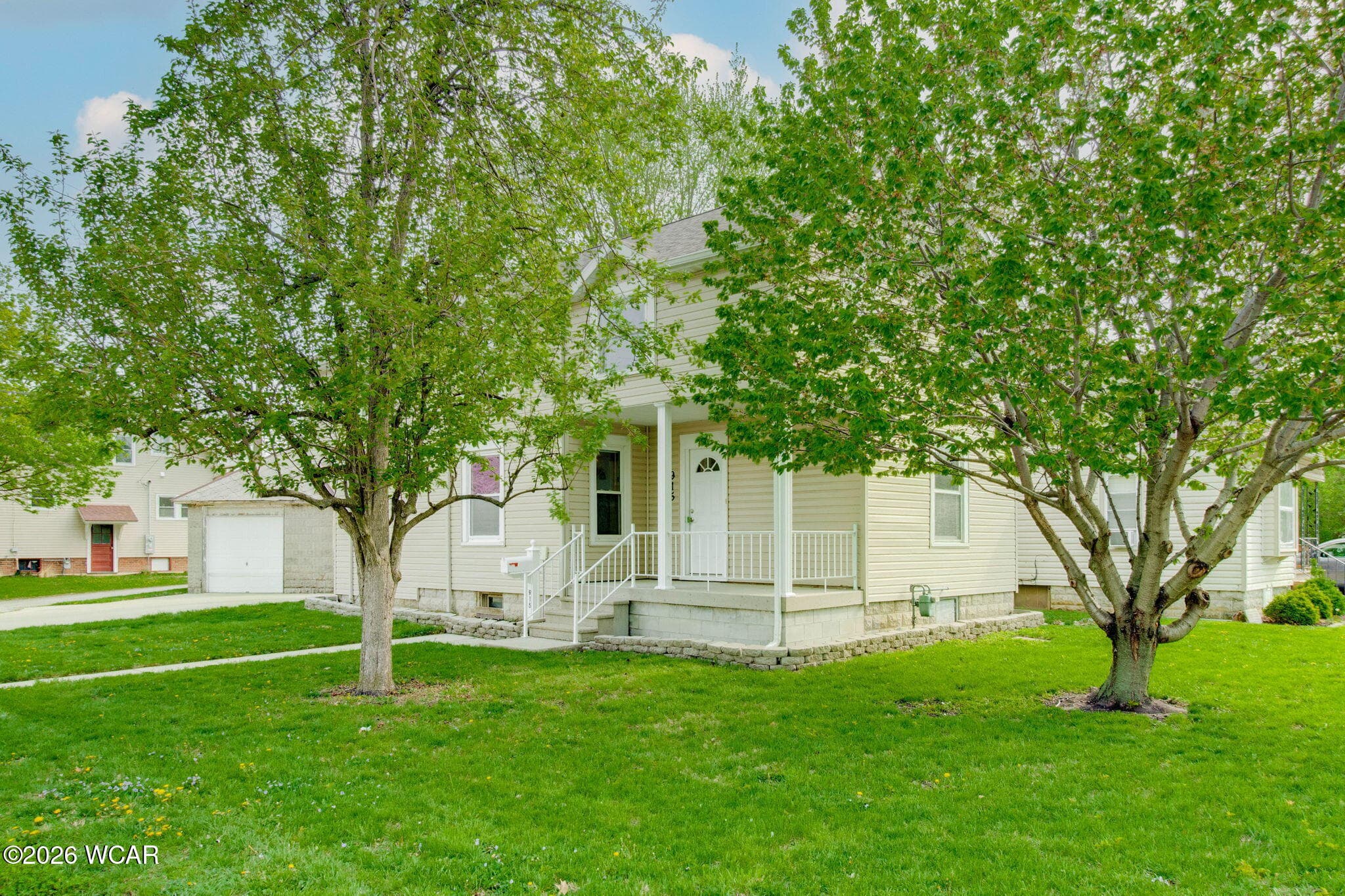 915 West photo 4