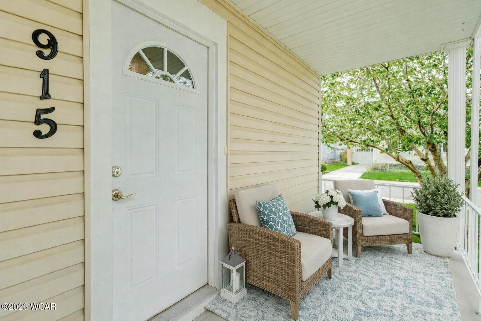 915 West photo 5