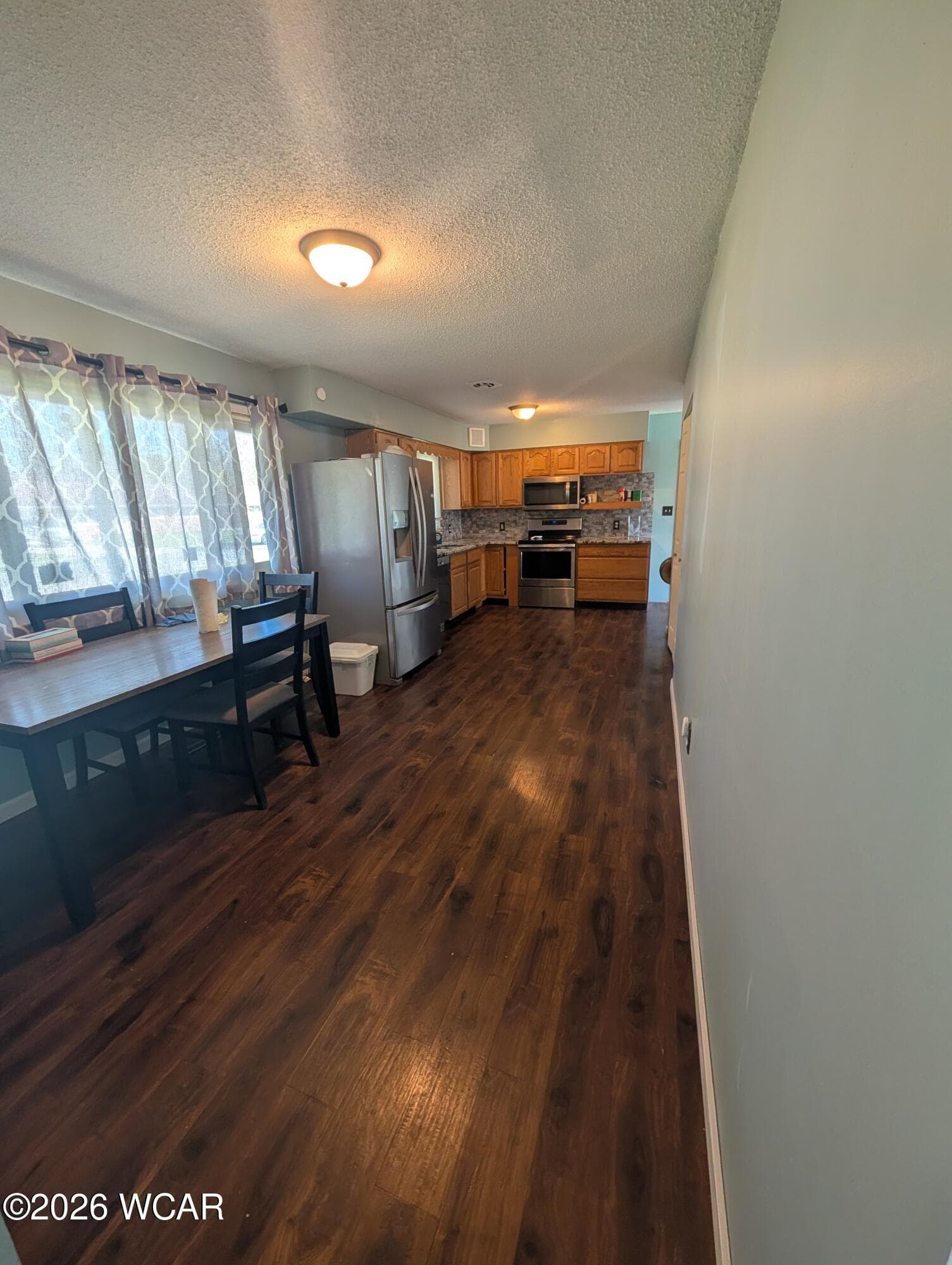 708 Gloria photo 3