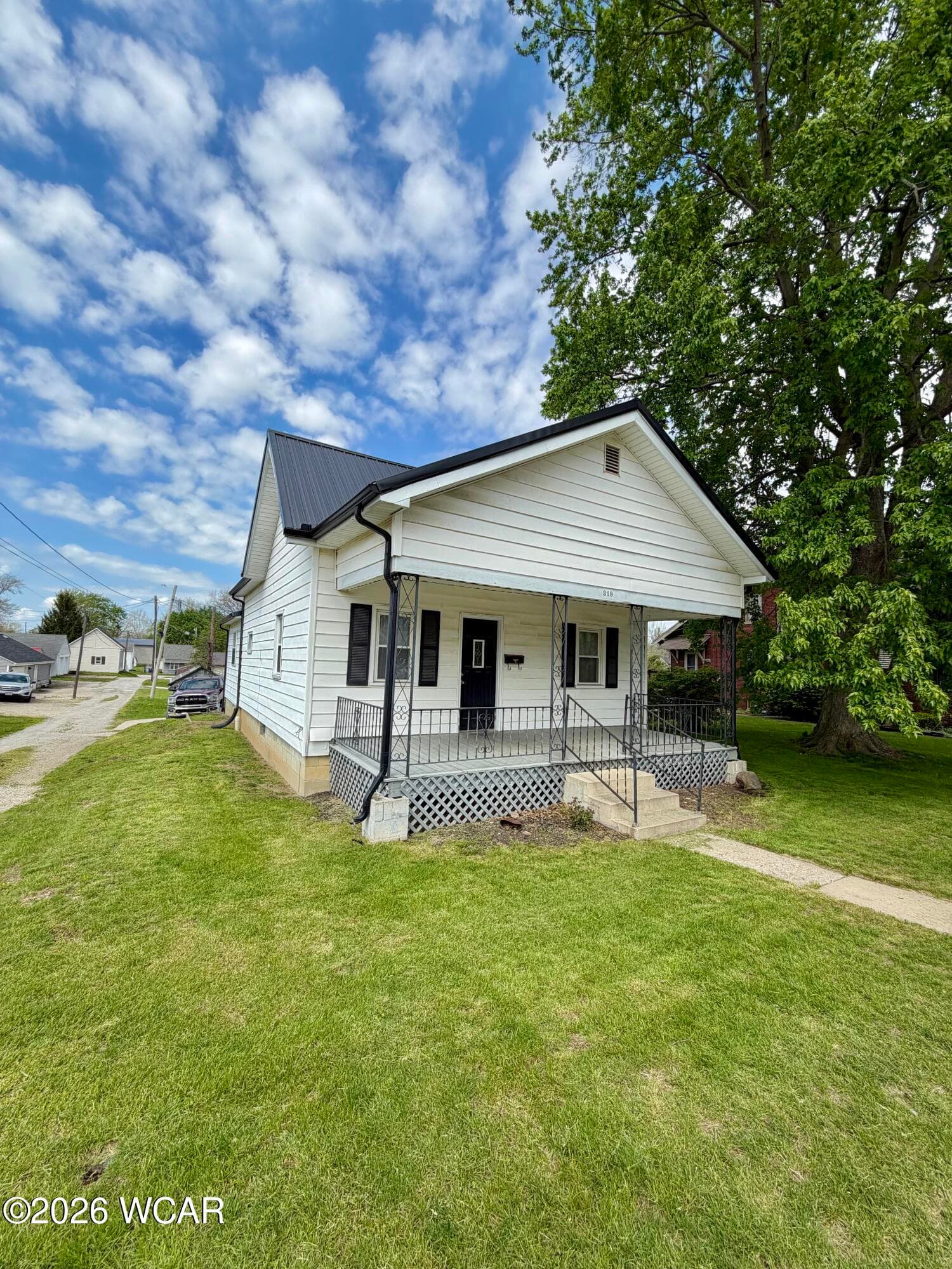 319 Spruce photo 2
