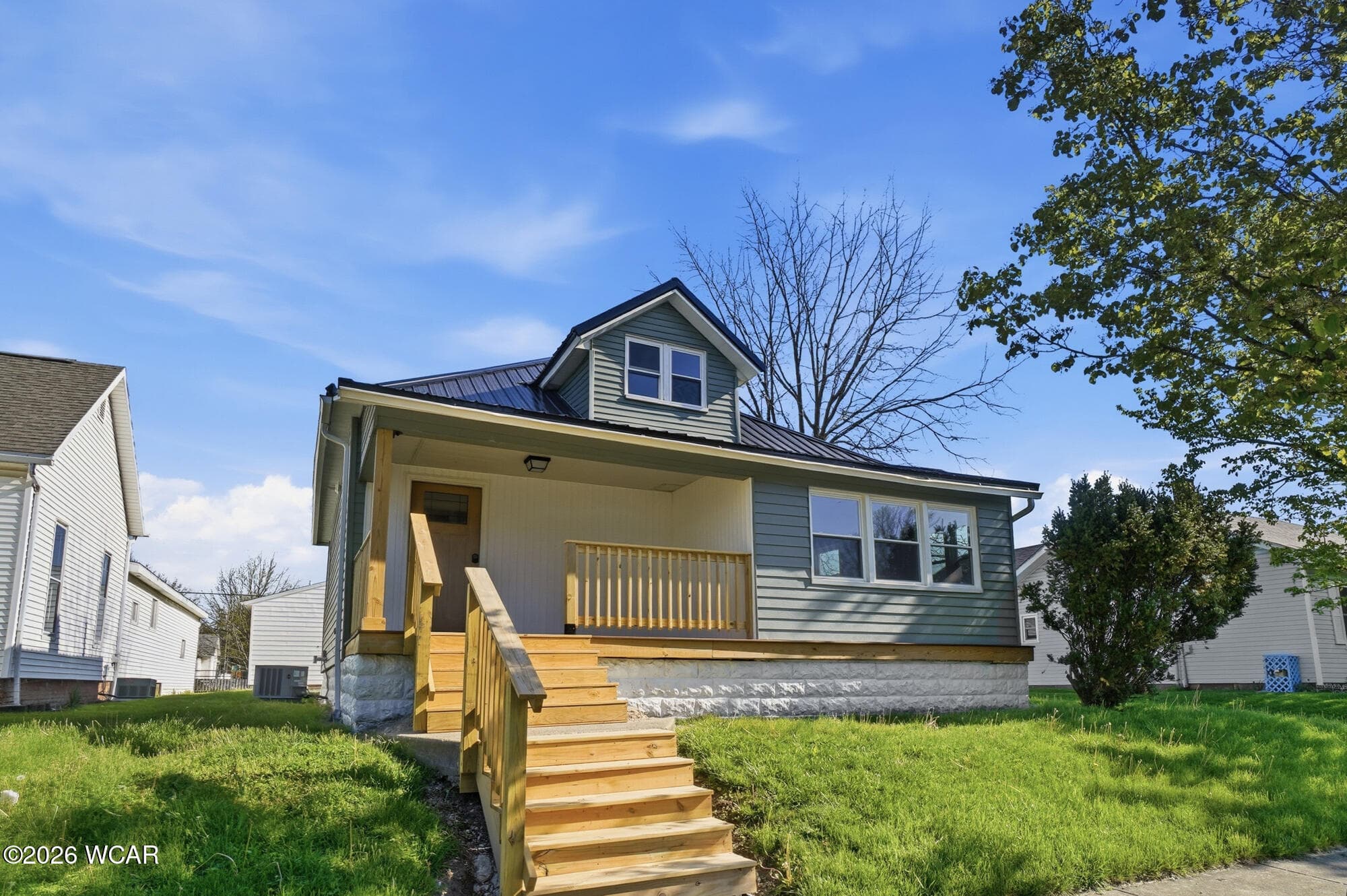 616 Benton