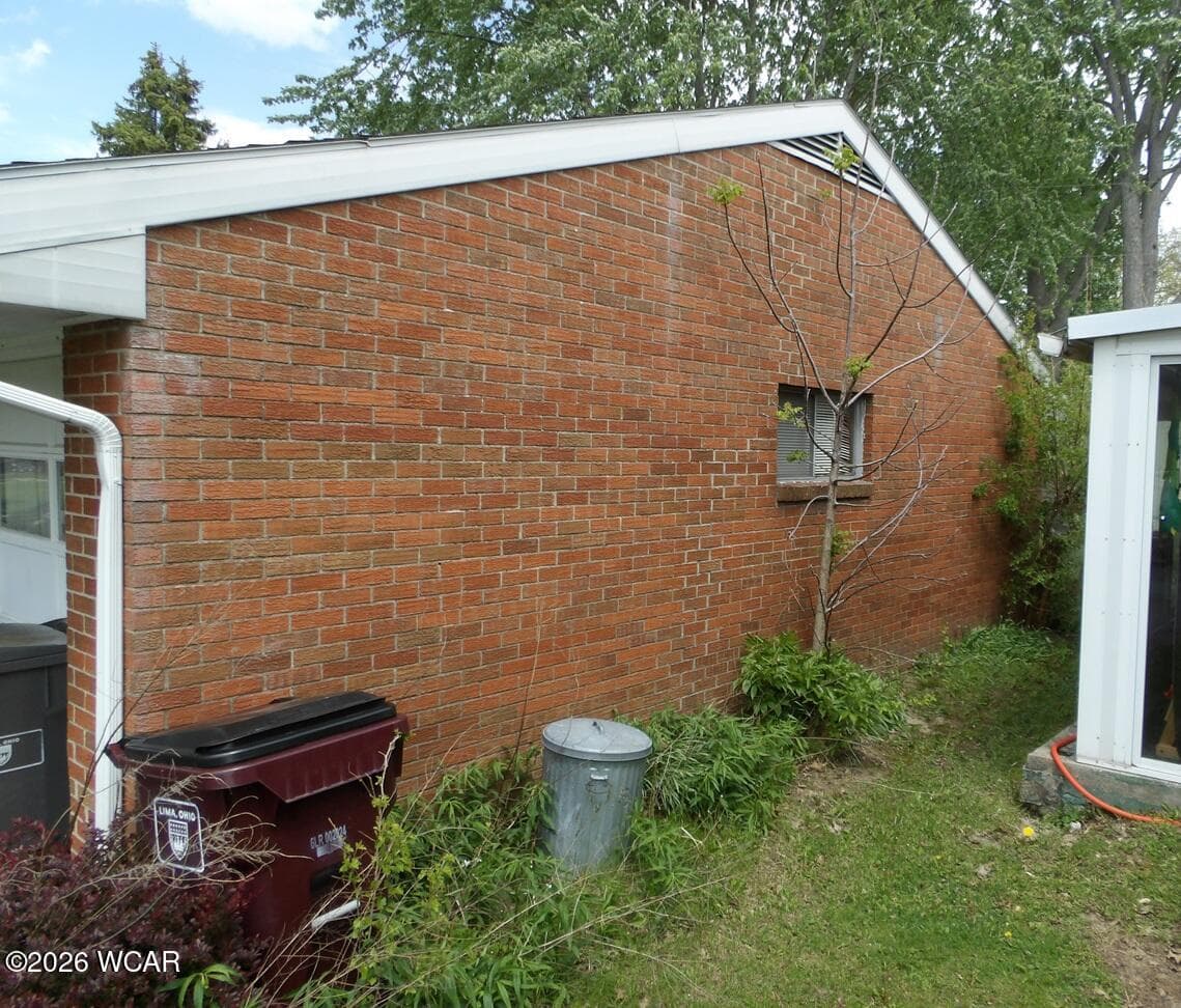 2104 Virginia photo 5