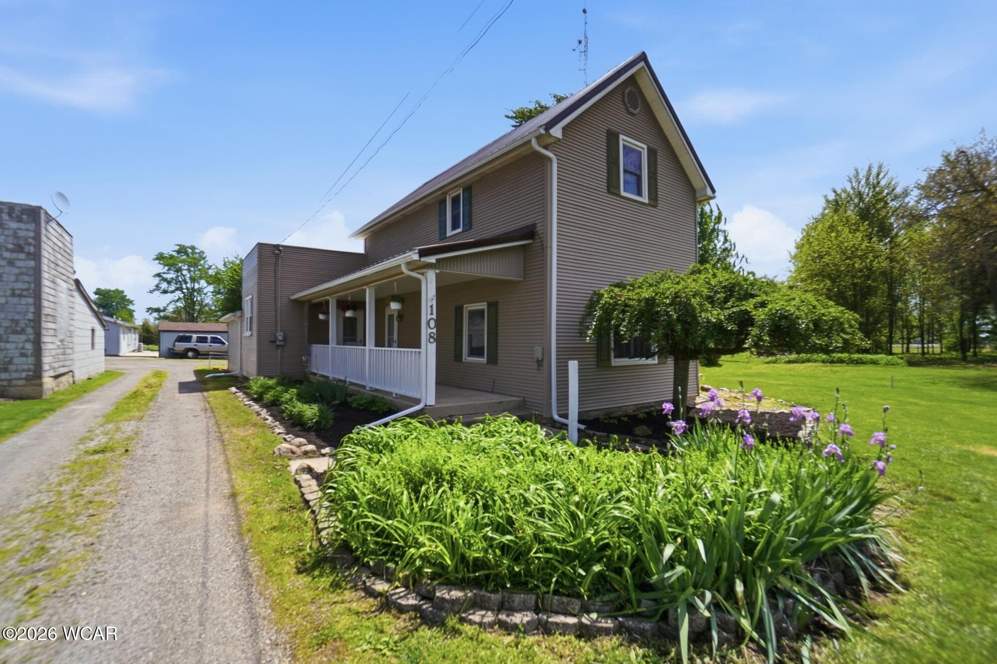 108 Washington photo 4