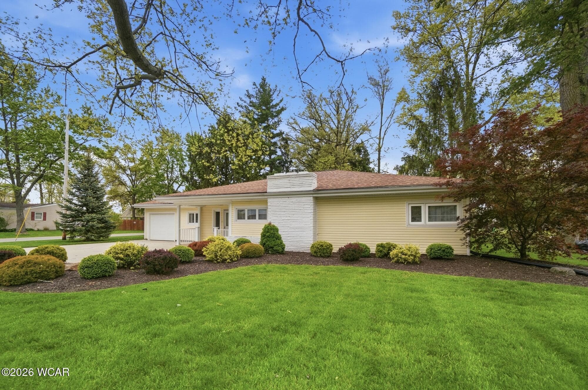 3061 Inwood photo 2