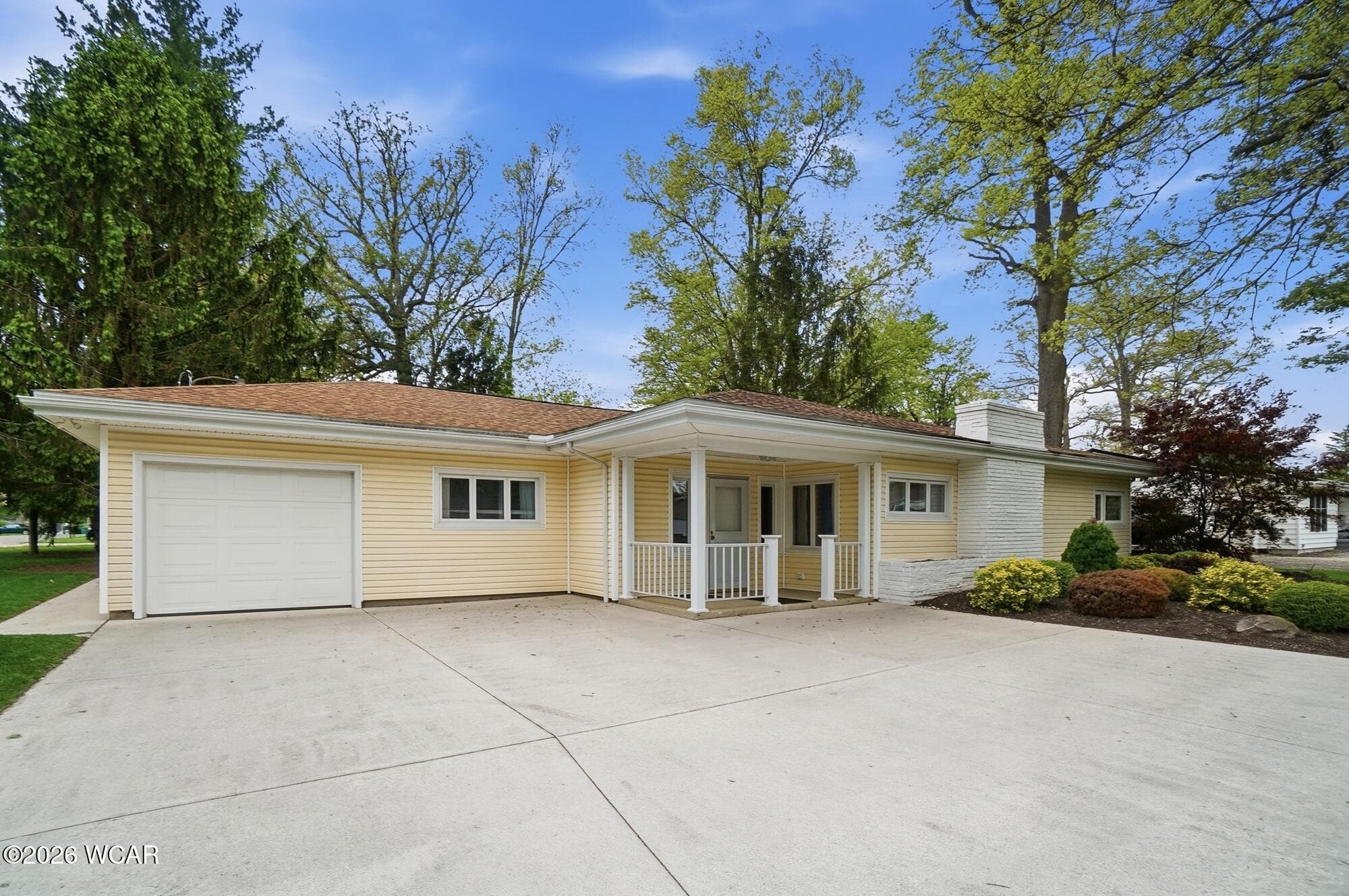 3061 Inwood photo 4