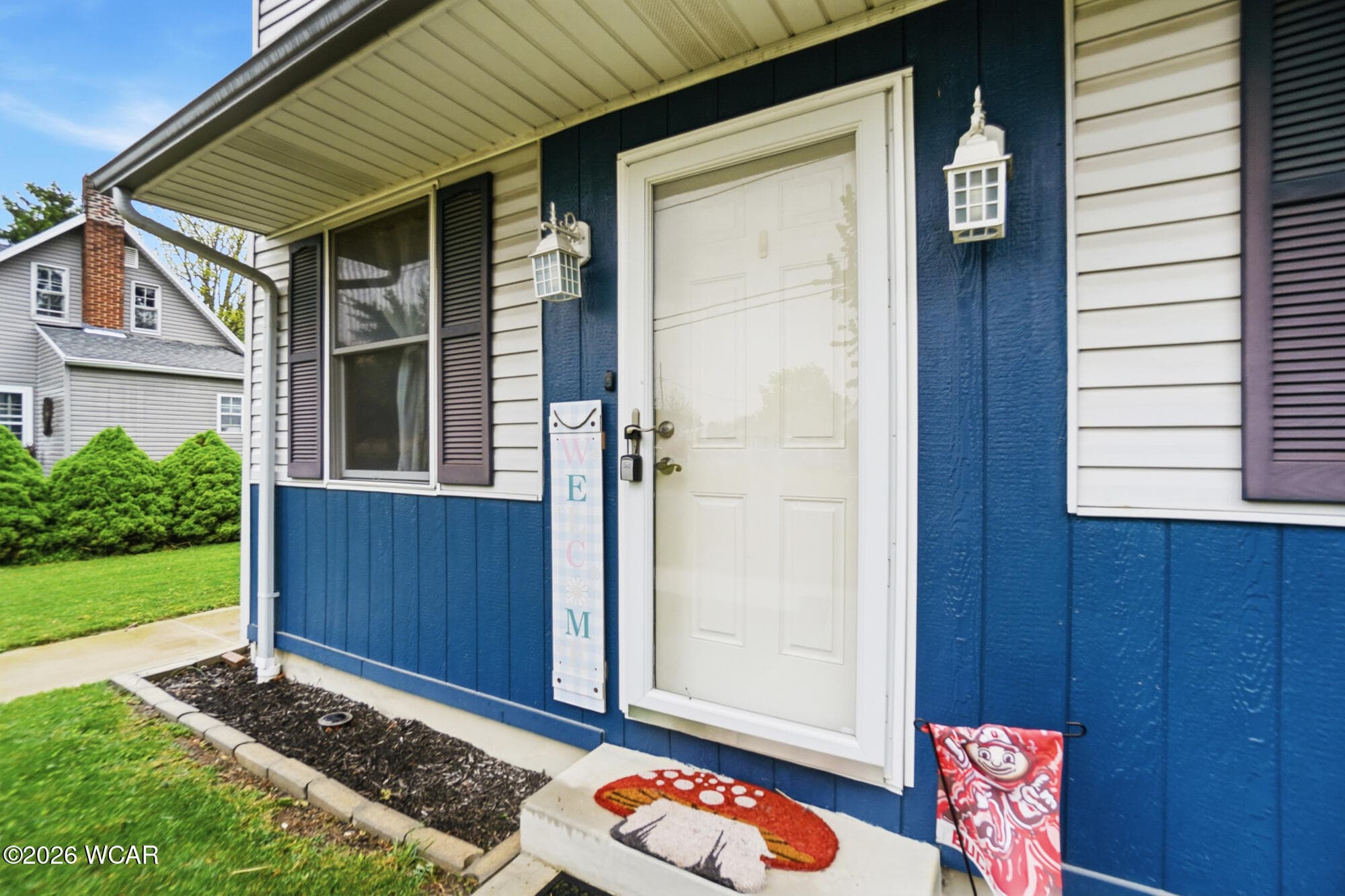 141 Walnut photo 3