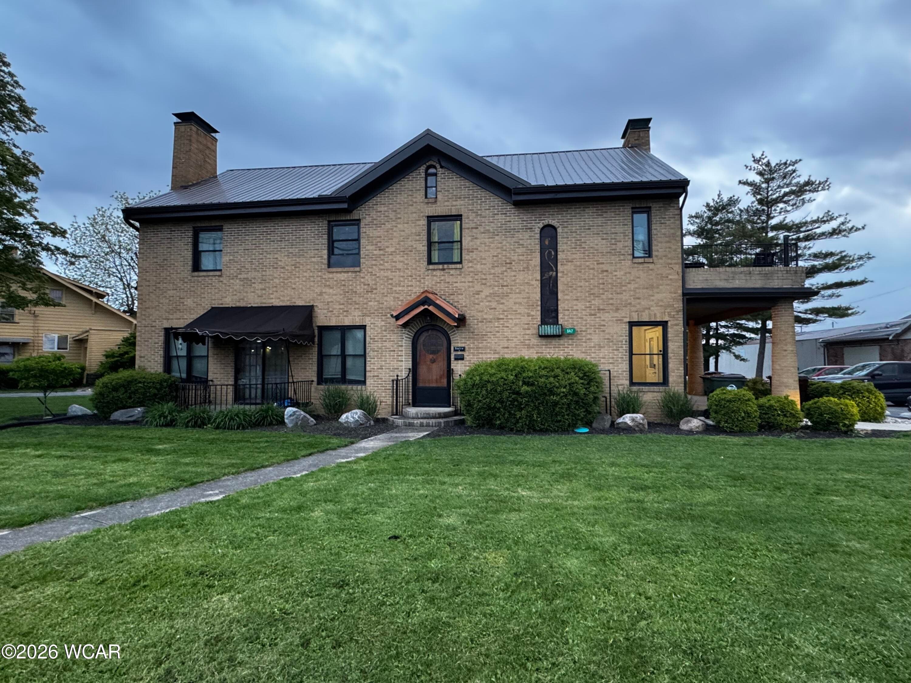 547 Broadway photo 3