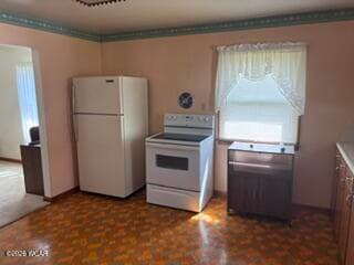 2325 Baywood photo 2