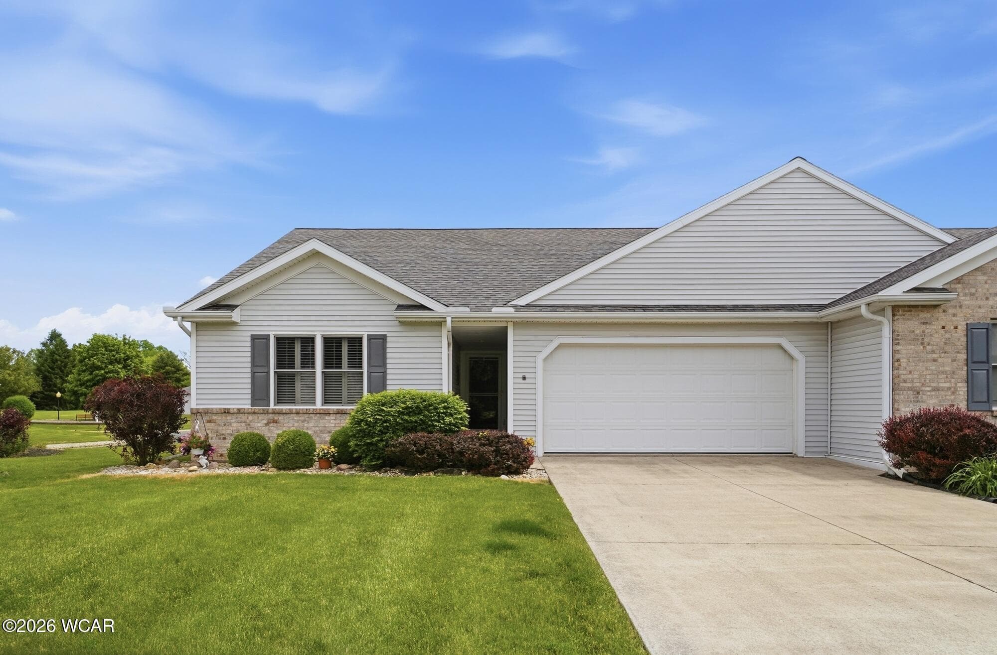 110 Eagles Point