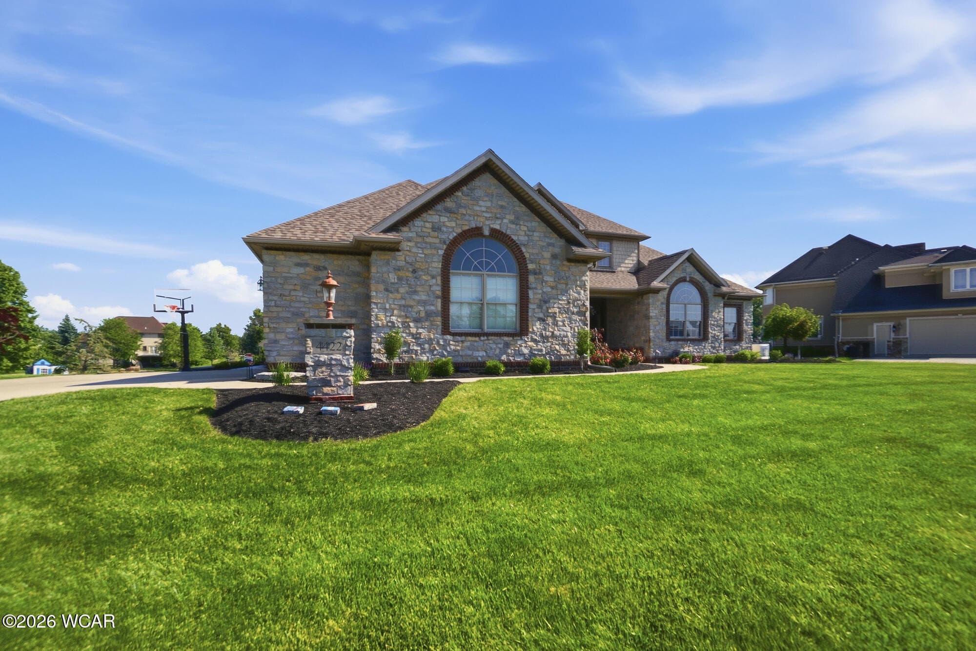 4422 Indian Hill photo 2