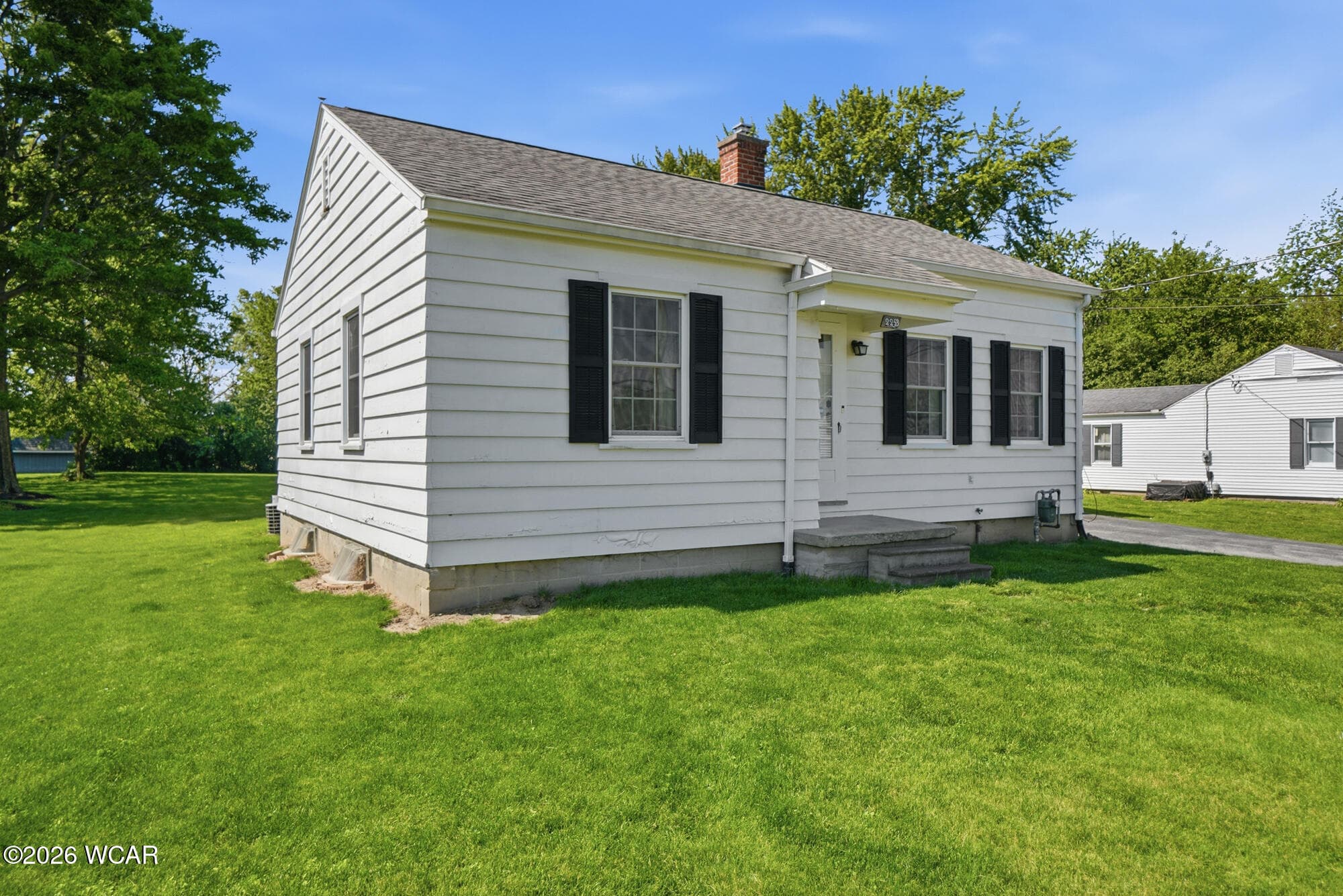 2253 Garden photo 4