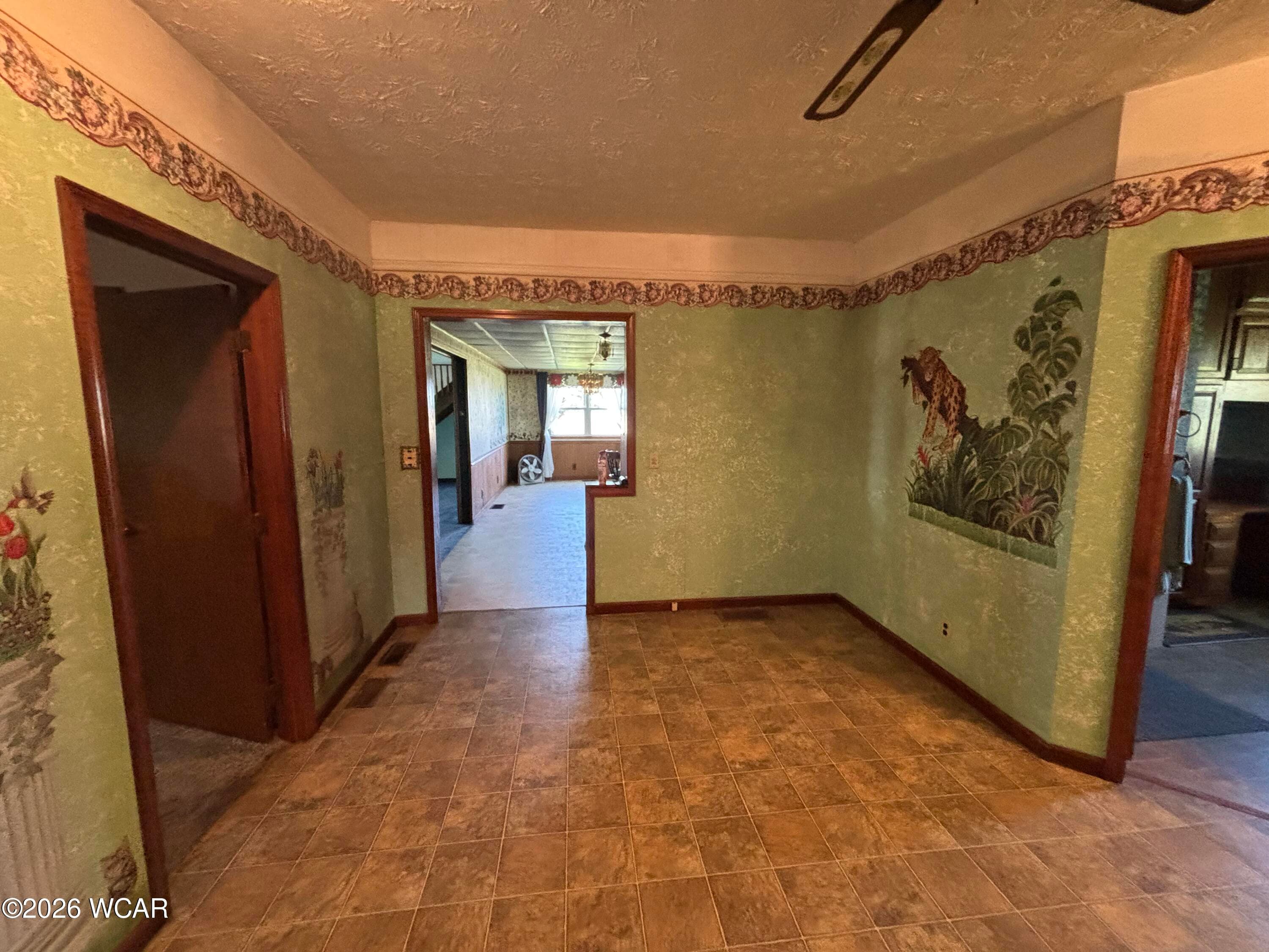 2621 Bunker Hill photo 5