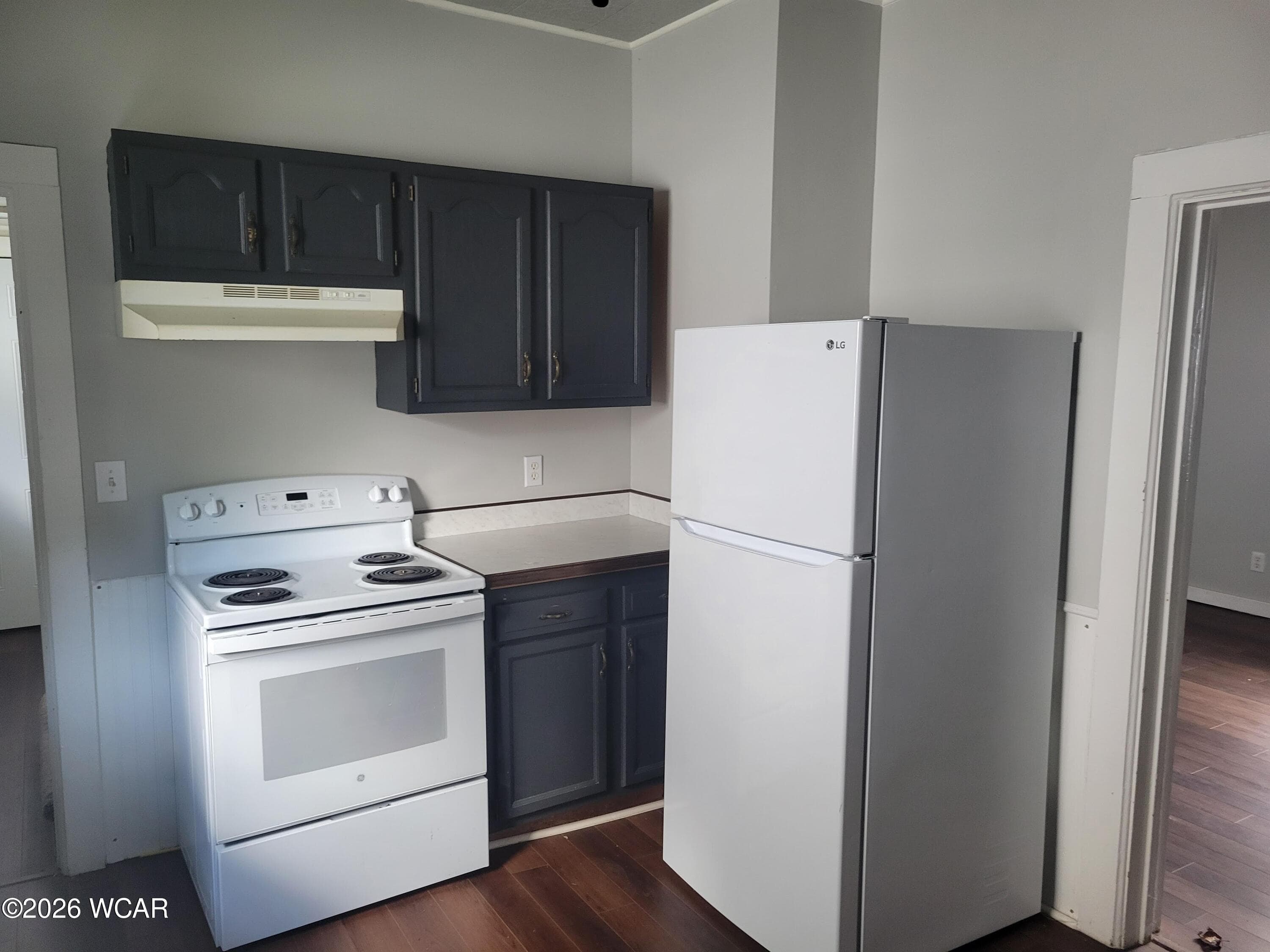210 Gilbert photo 4