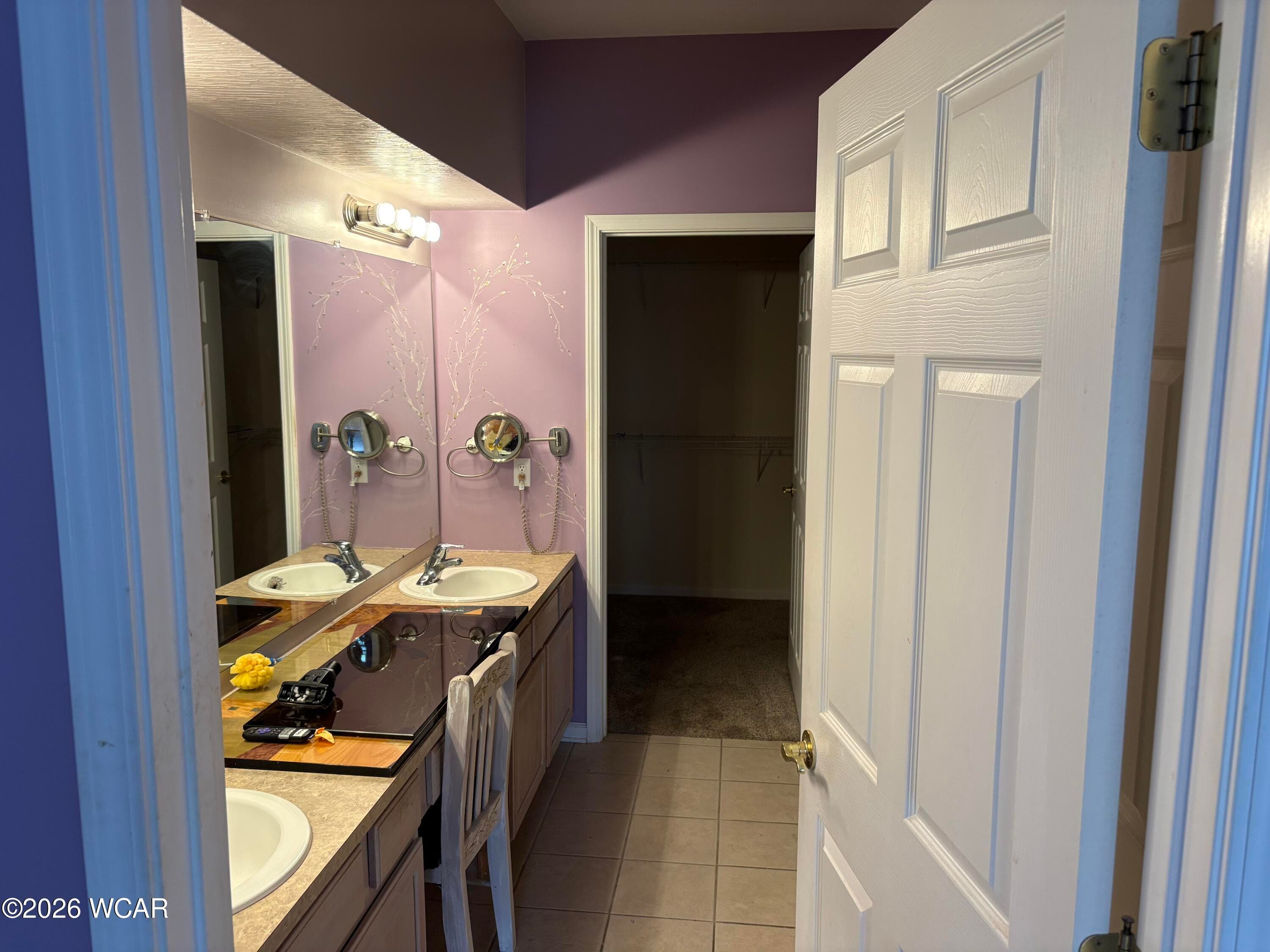 2817 Riverwalk photo 4