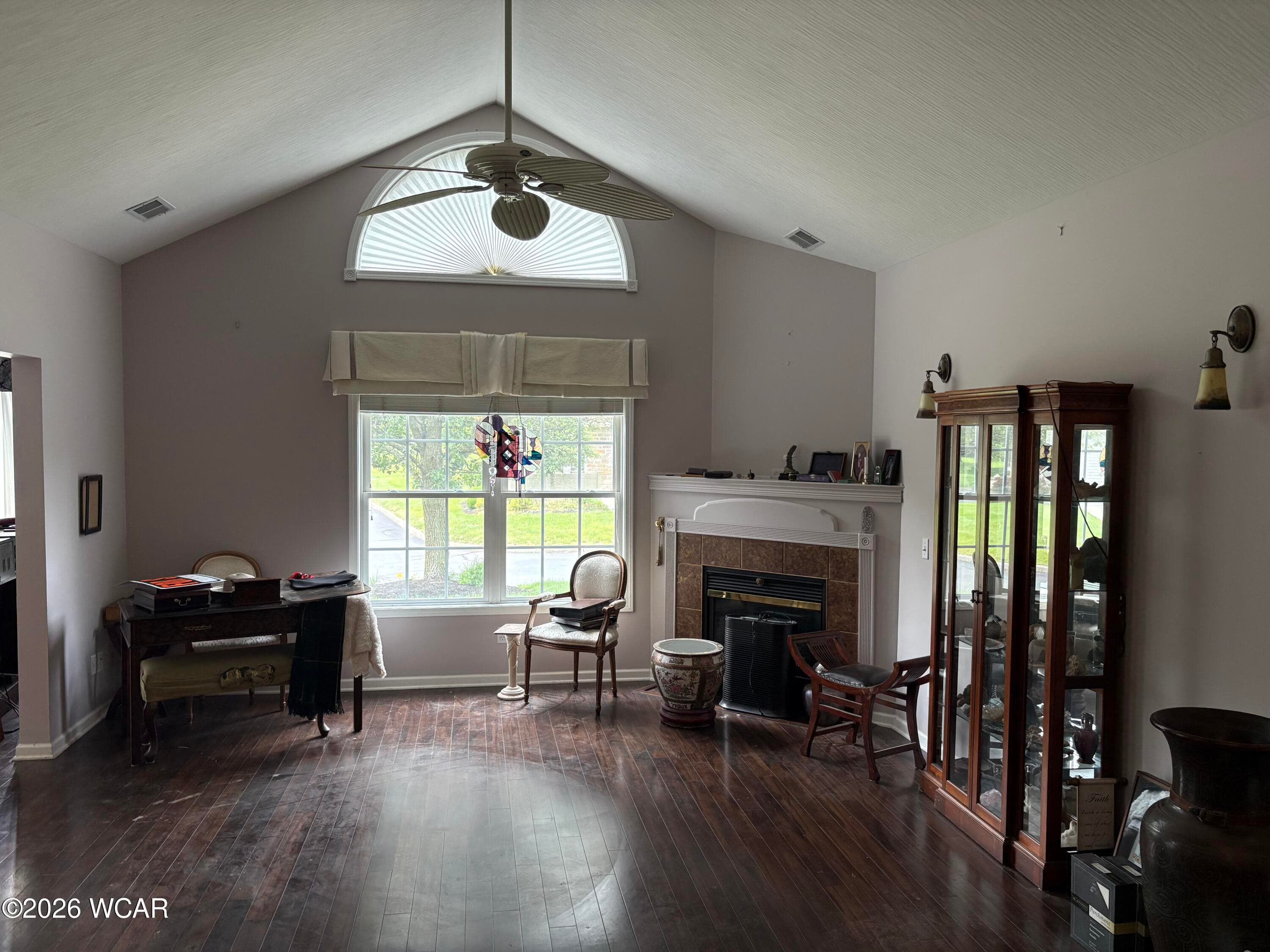 2817 Riverwalk photo 3
