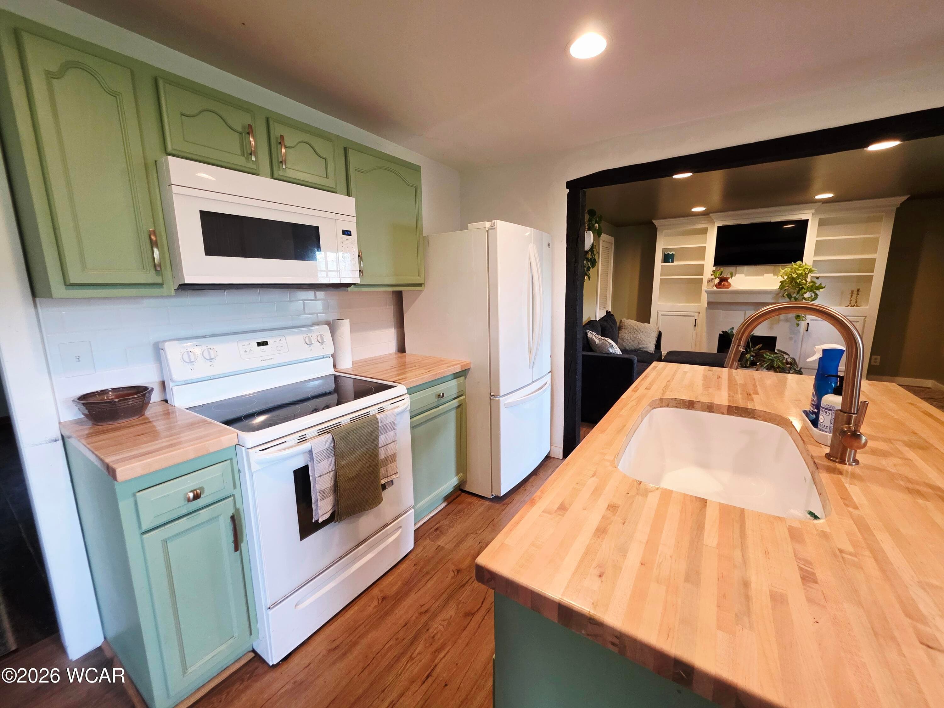 436 Wayne photo 4