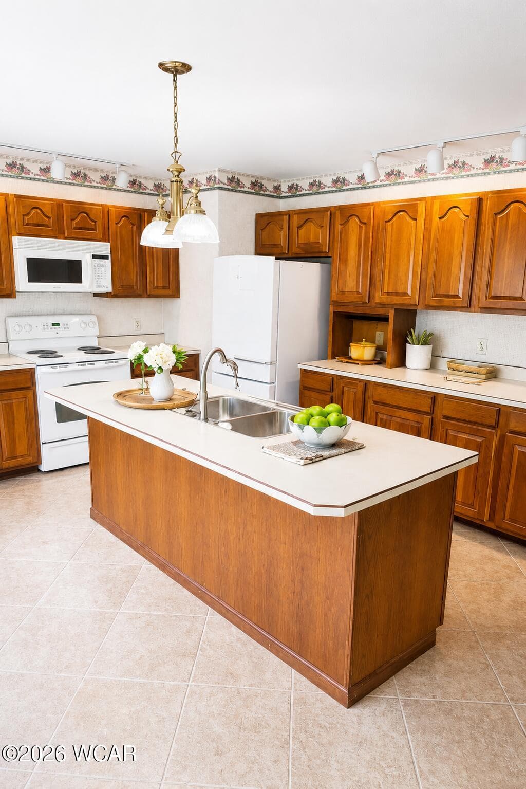 2148 Larkspur photo 4