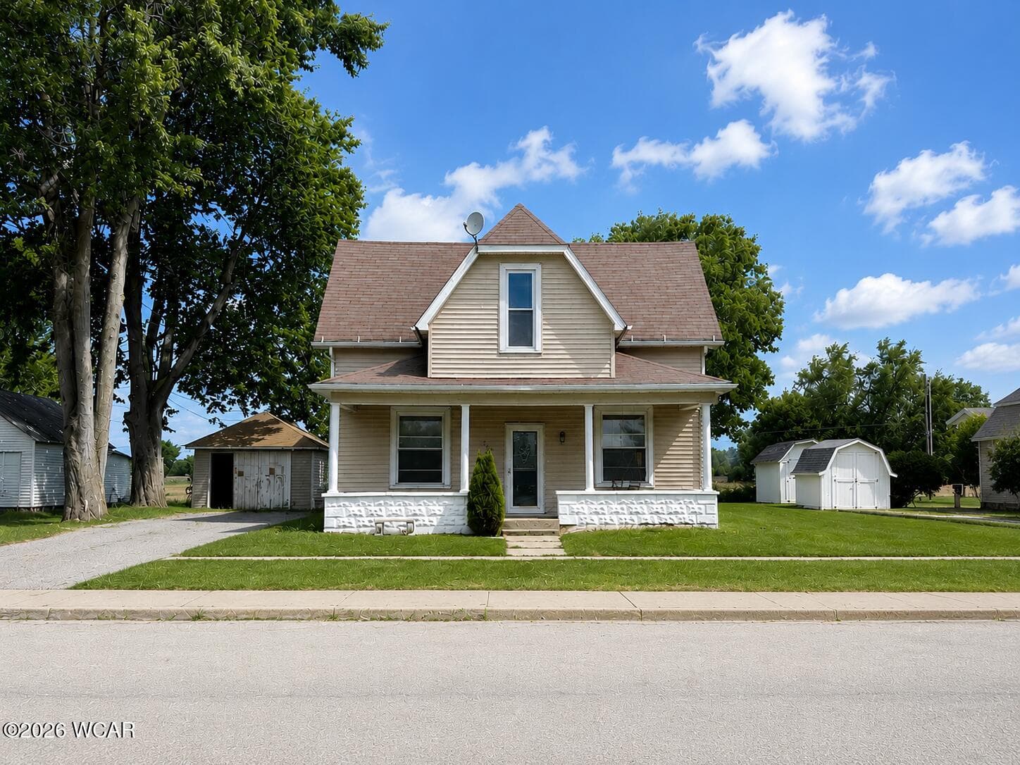 373 Hale